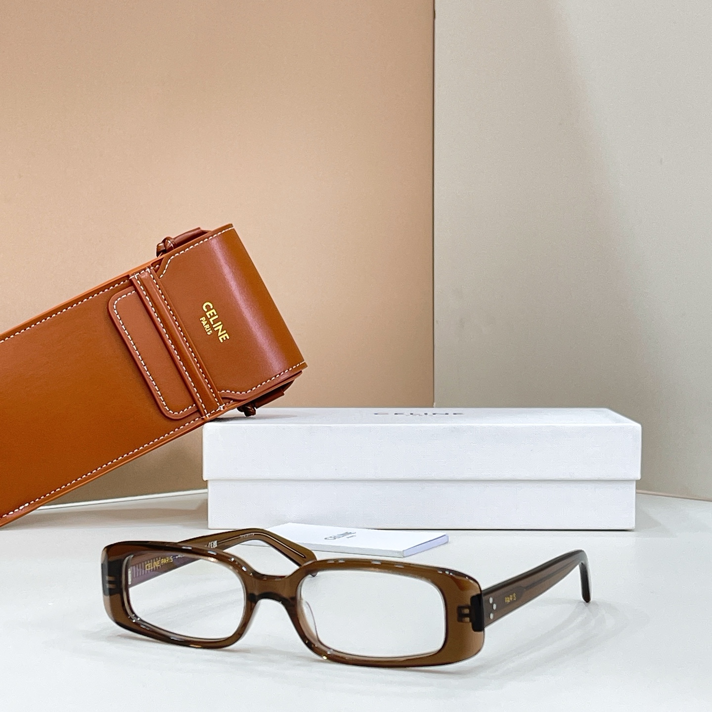 Celine CELIN* MODEL: CL40343U SIZE:53口16-145