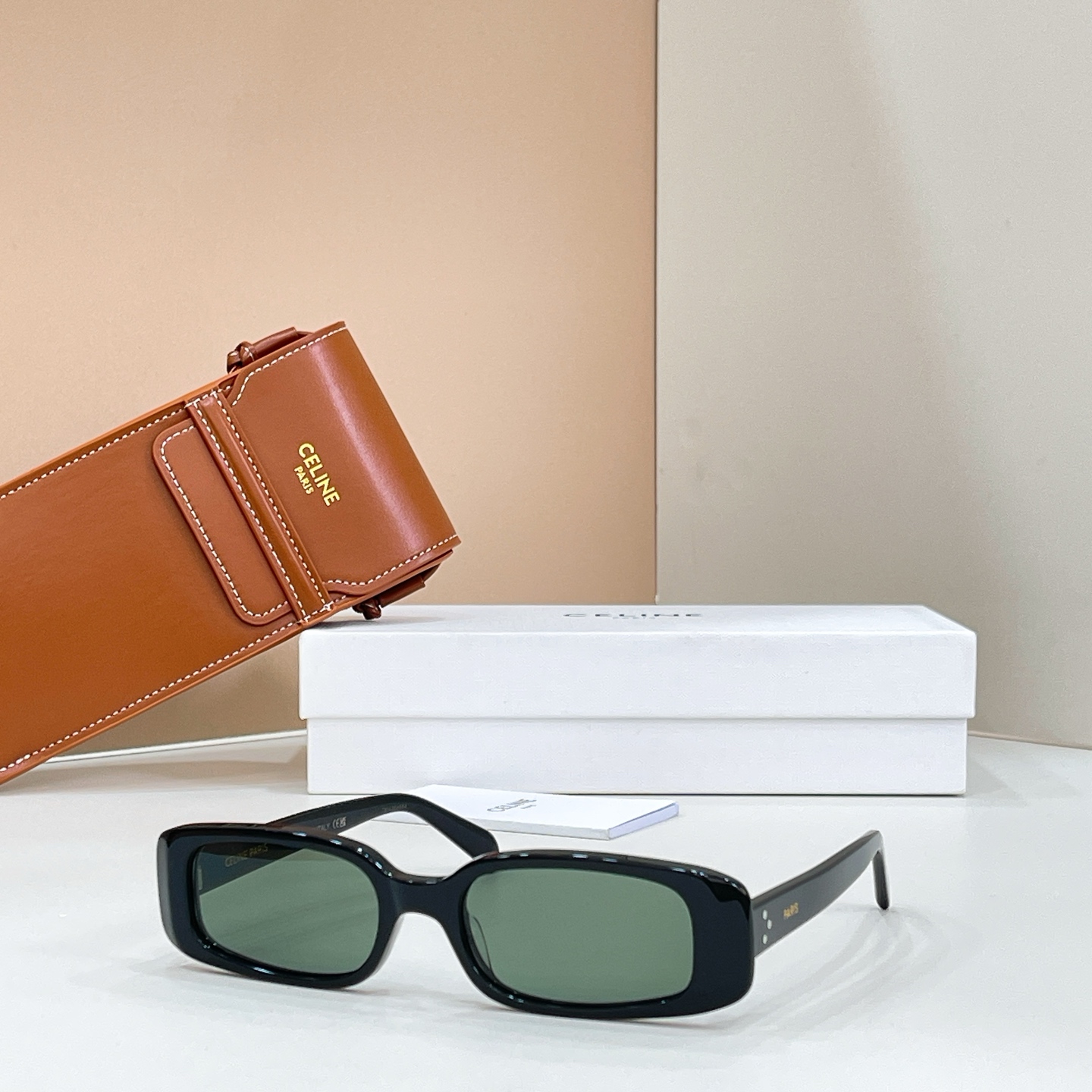Celine CELIN* MODEL: CL40343U SIZE:53口16-145