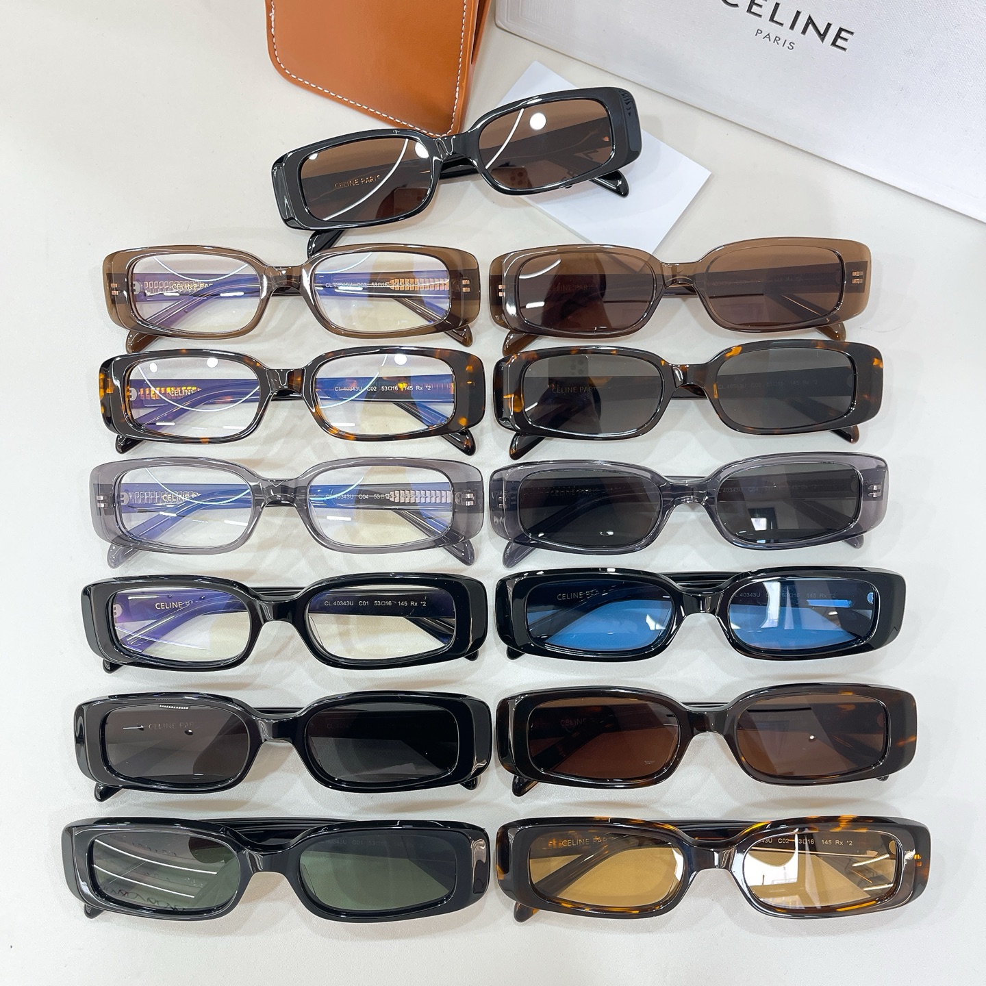 Celine CELIN* MODEL: CL40343U SIZE:53口16-145