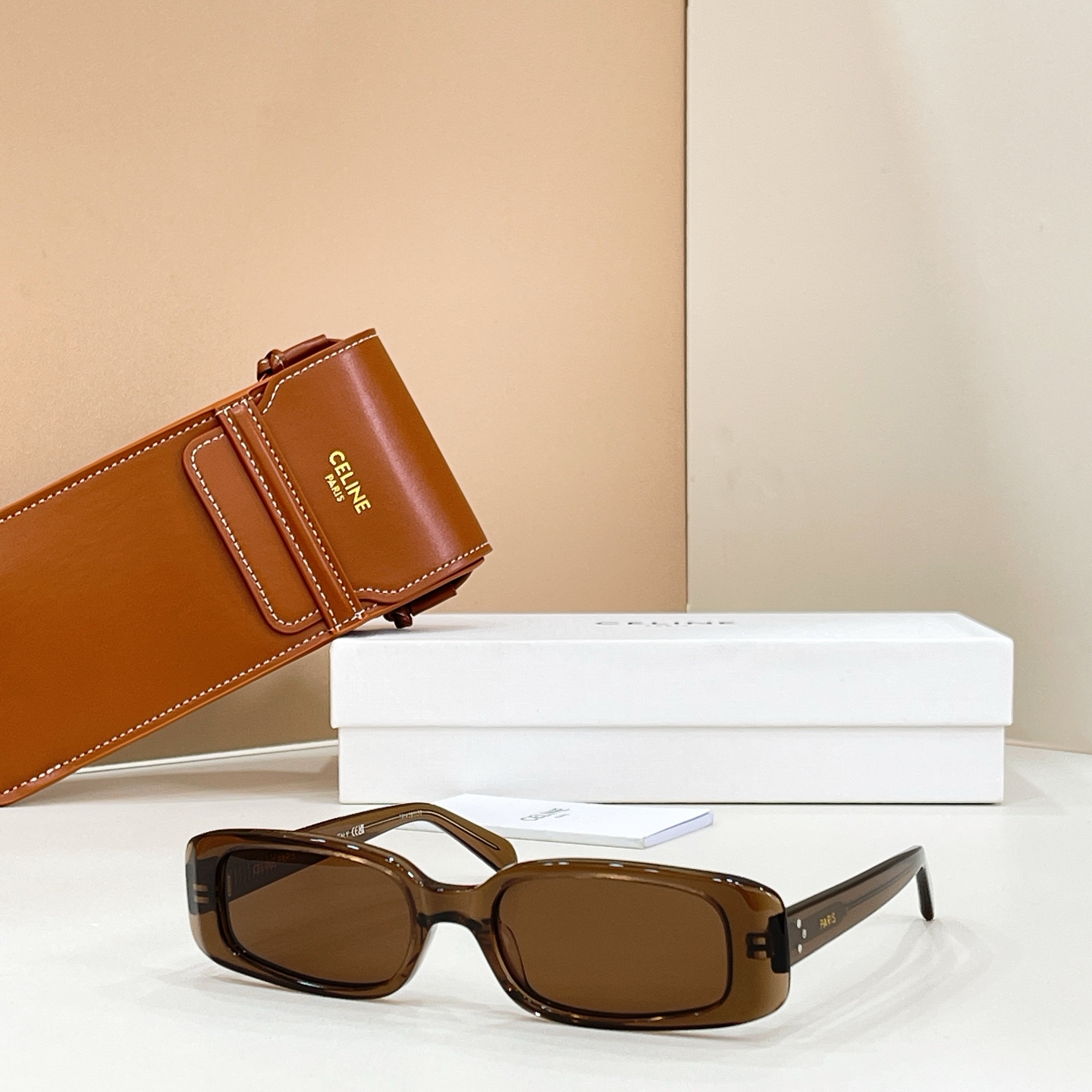 Celine CELIN* MODEL: CL40343U SIZE:53口16-145
