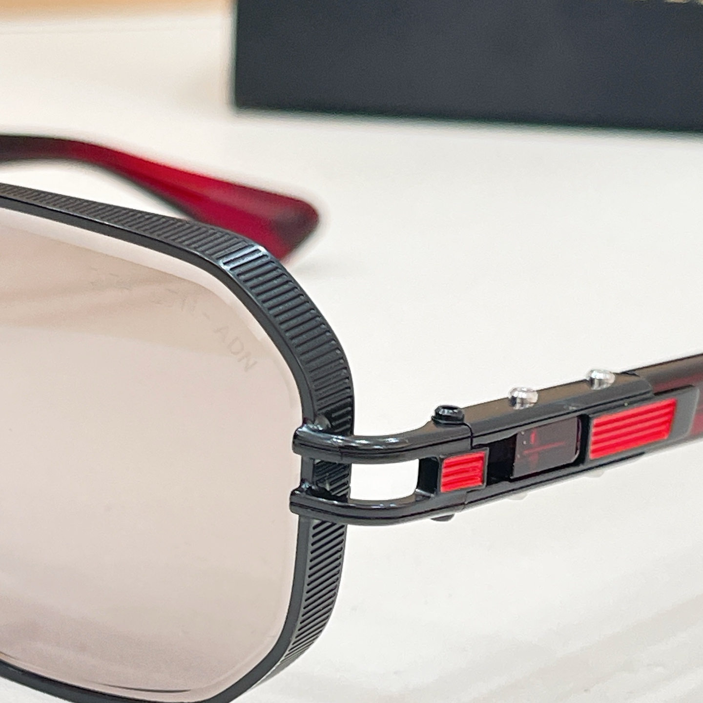 Unknown 17020013DITA MODEL：DTS-473 SIZE：59口15-145