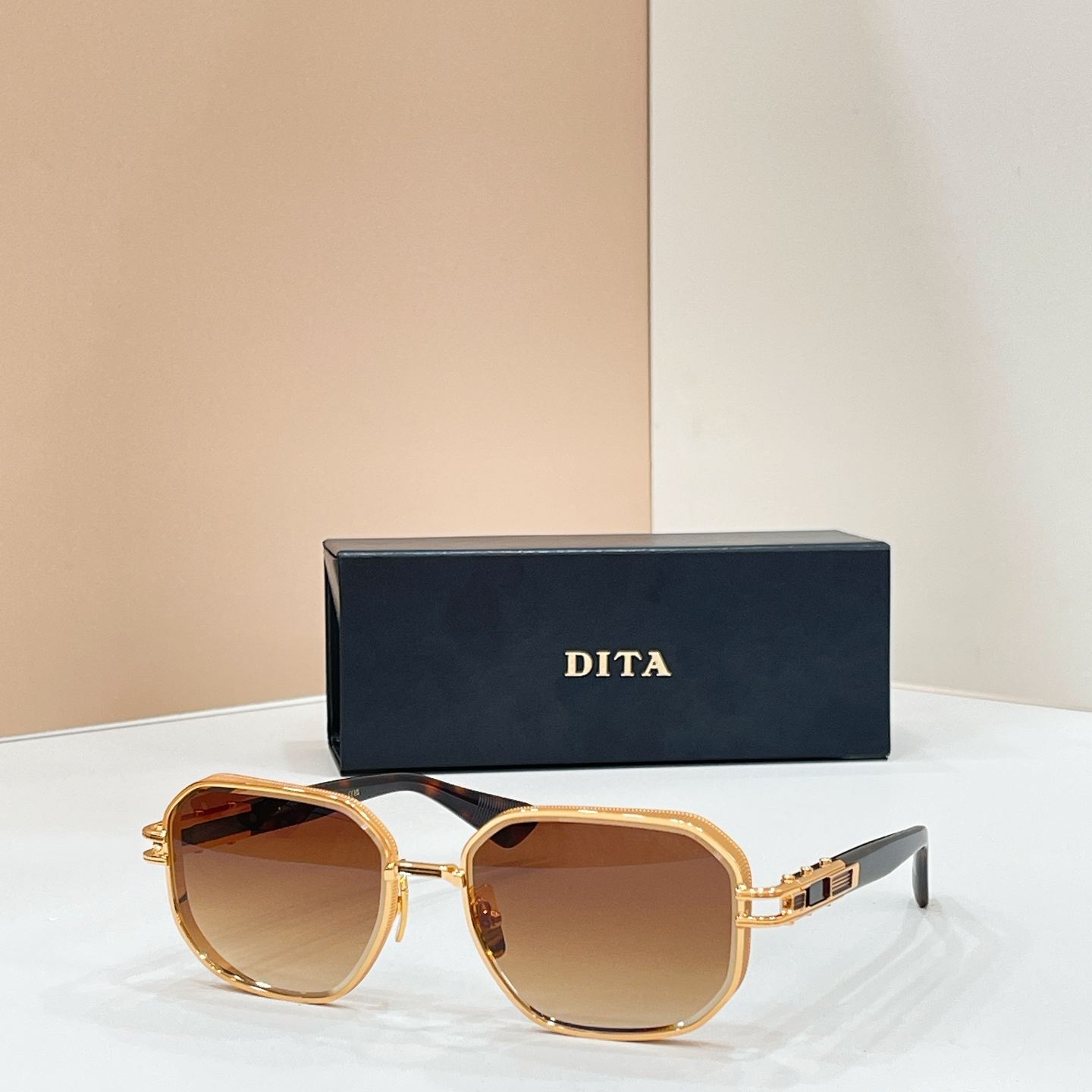 Unknown 17020013DITA MODEL：DTS-473 SIZE：59口15-145