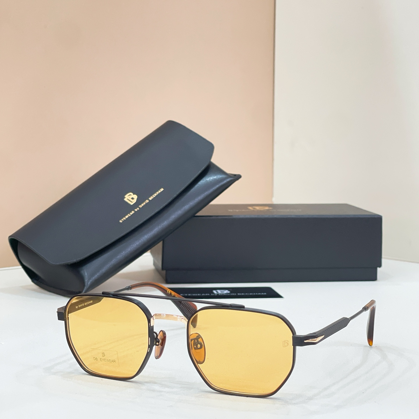 Unknown DAVID BECKHA* MODEL：DB 1229/S SIZE：52口21-145