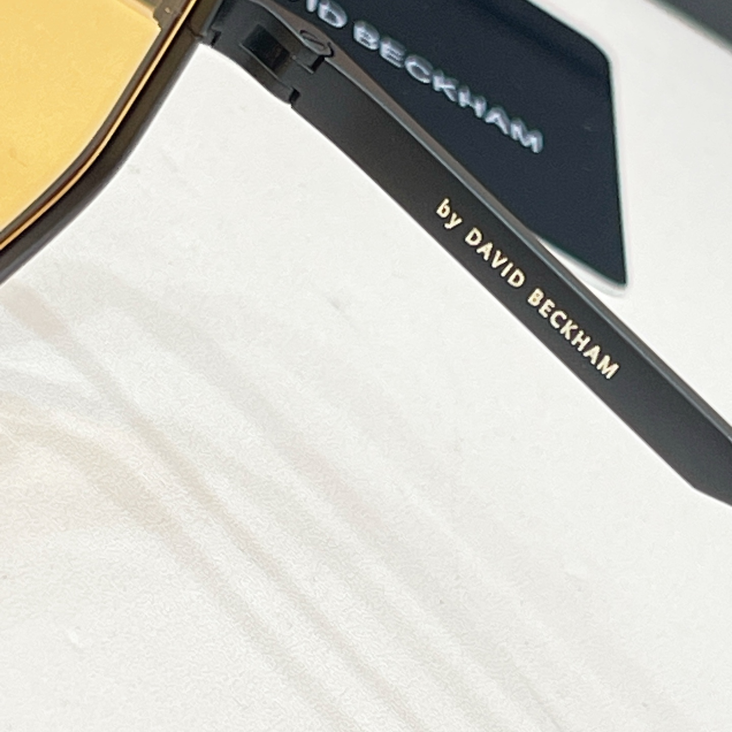Unknown DAVID BECKHA* MODEL：DB 1229/S SIZE：52口21-145
