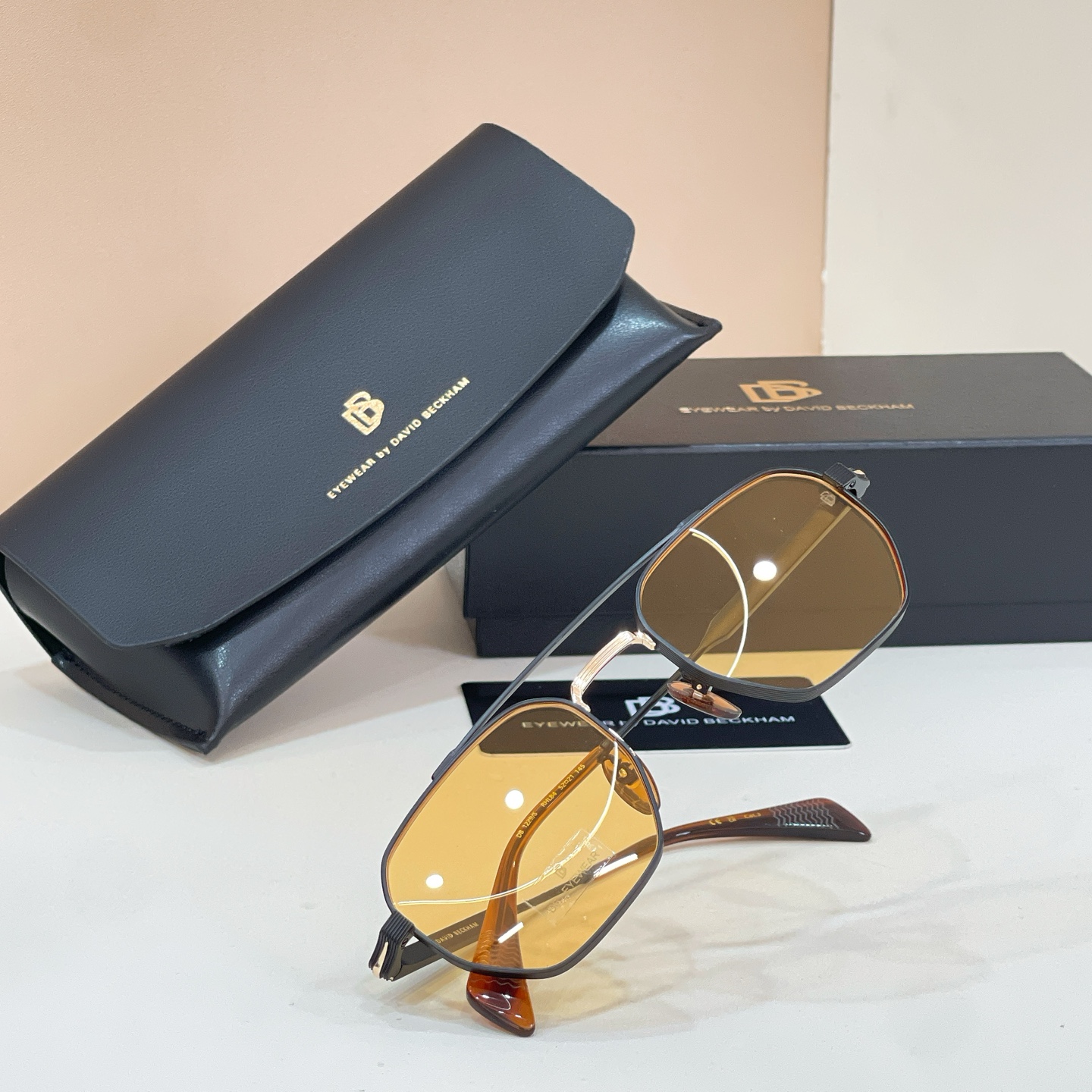 Unknown DAVID BECKHA* MODEL：DB 1229/S SIZE：52口21-145