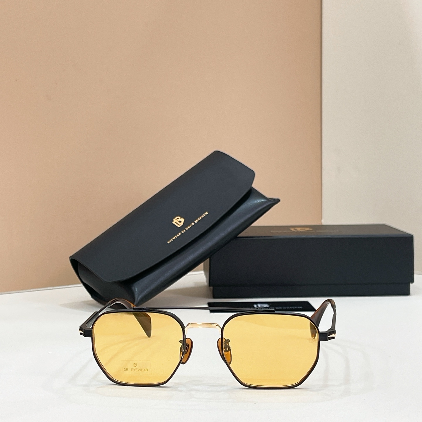 Unknown DAVID BECKHA* MODEL：DB 1229/S SIZE：52口21-145
