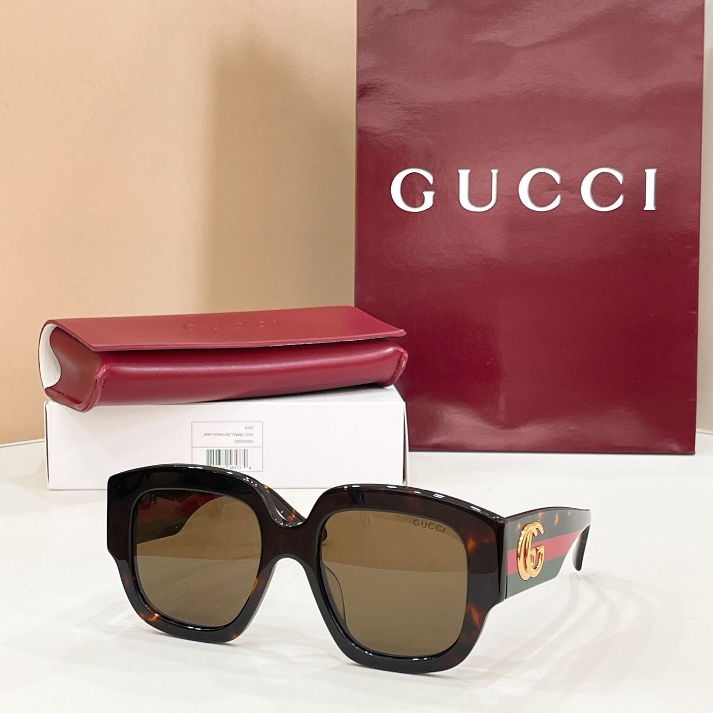 Gucci Gucci MODEL：GG1546S SIZE：52口20-145