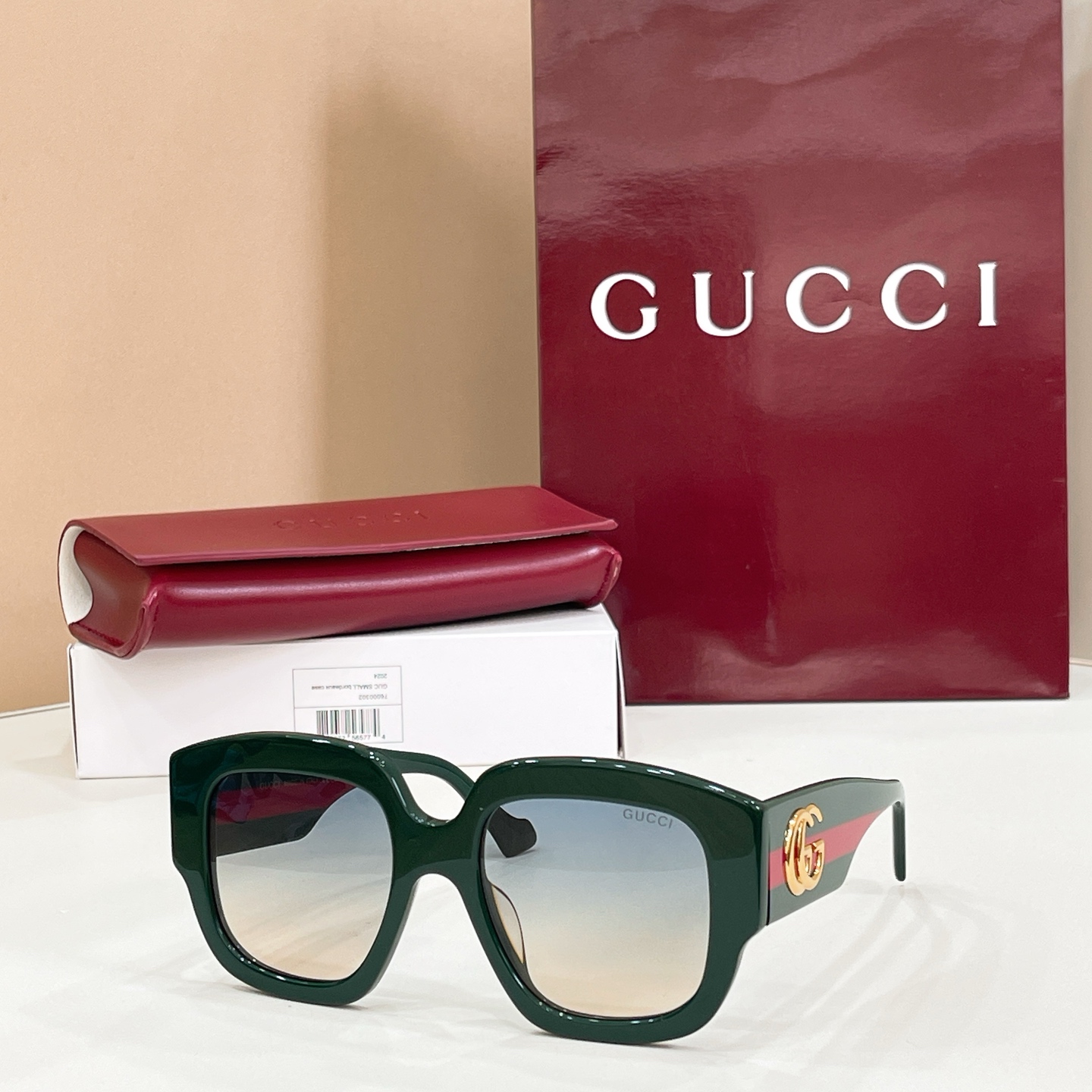 Gucci Gucci MODEL：GG1546S SIZE：52口20-145