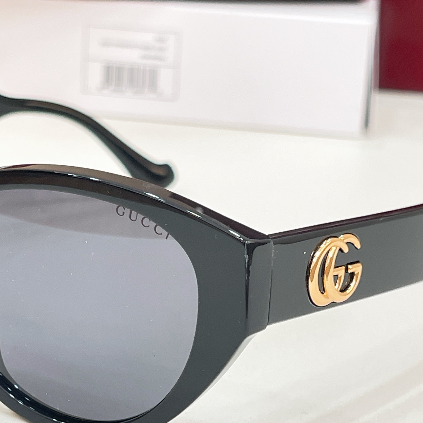 Gucci Gucci MODEL：GG1554S SIZE：57口17-145