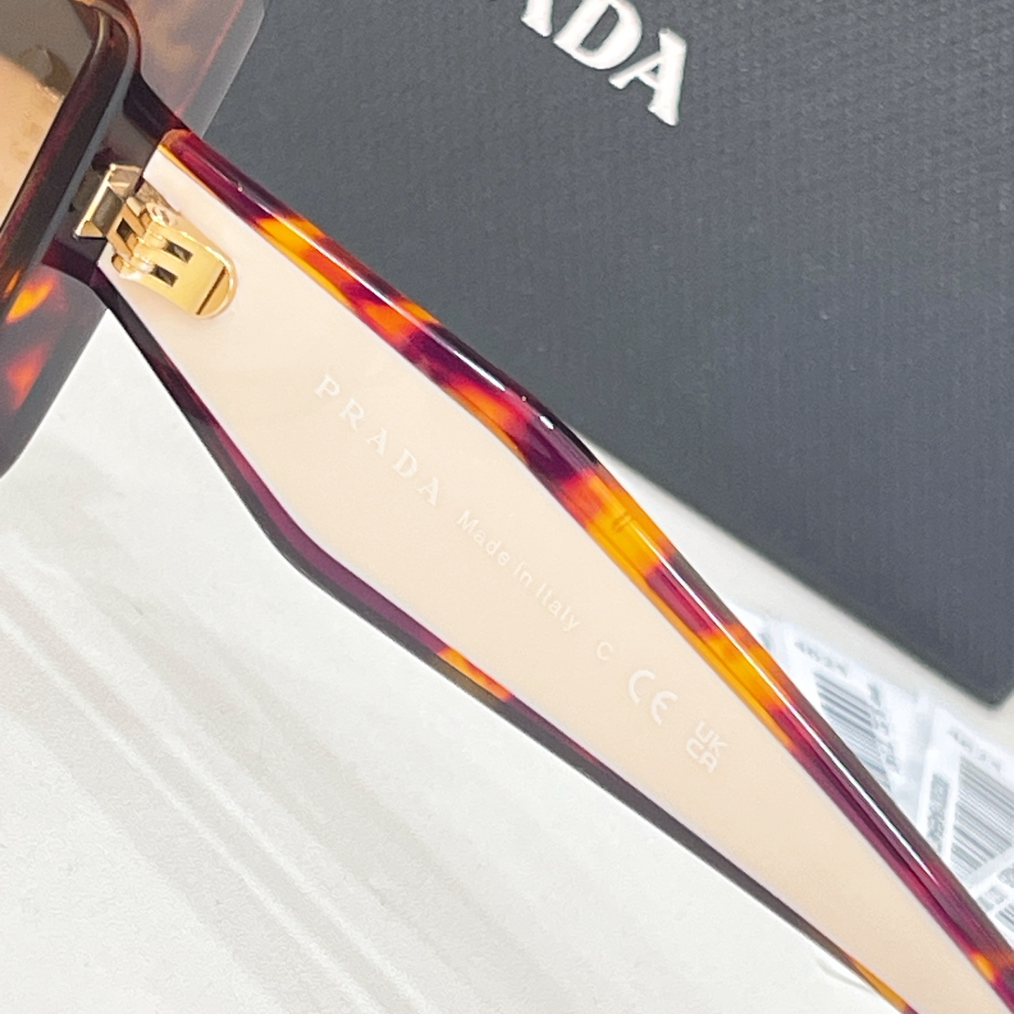 Prada 10013046PRAD* MODEL：SPR D01 SIZE：52口21-140