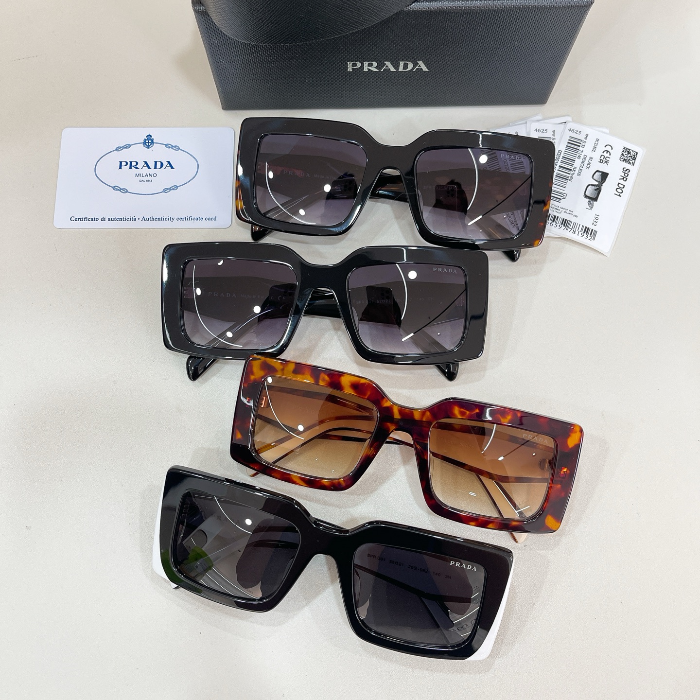 Prada 10013043PRAD* MODEL：SPR D01 SIZE：52口21-140