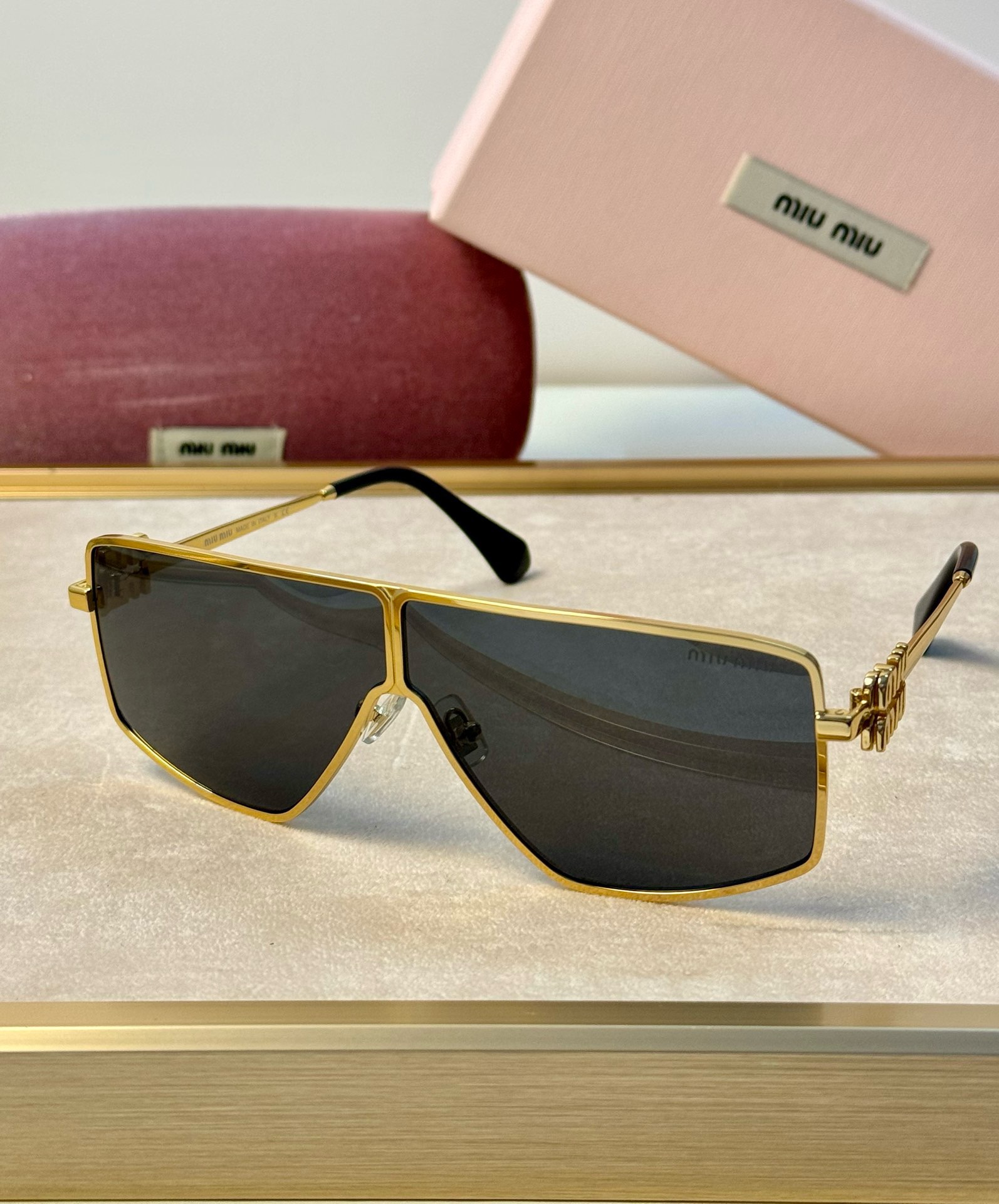Miu Miu MIU M*