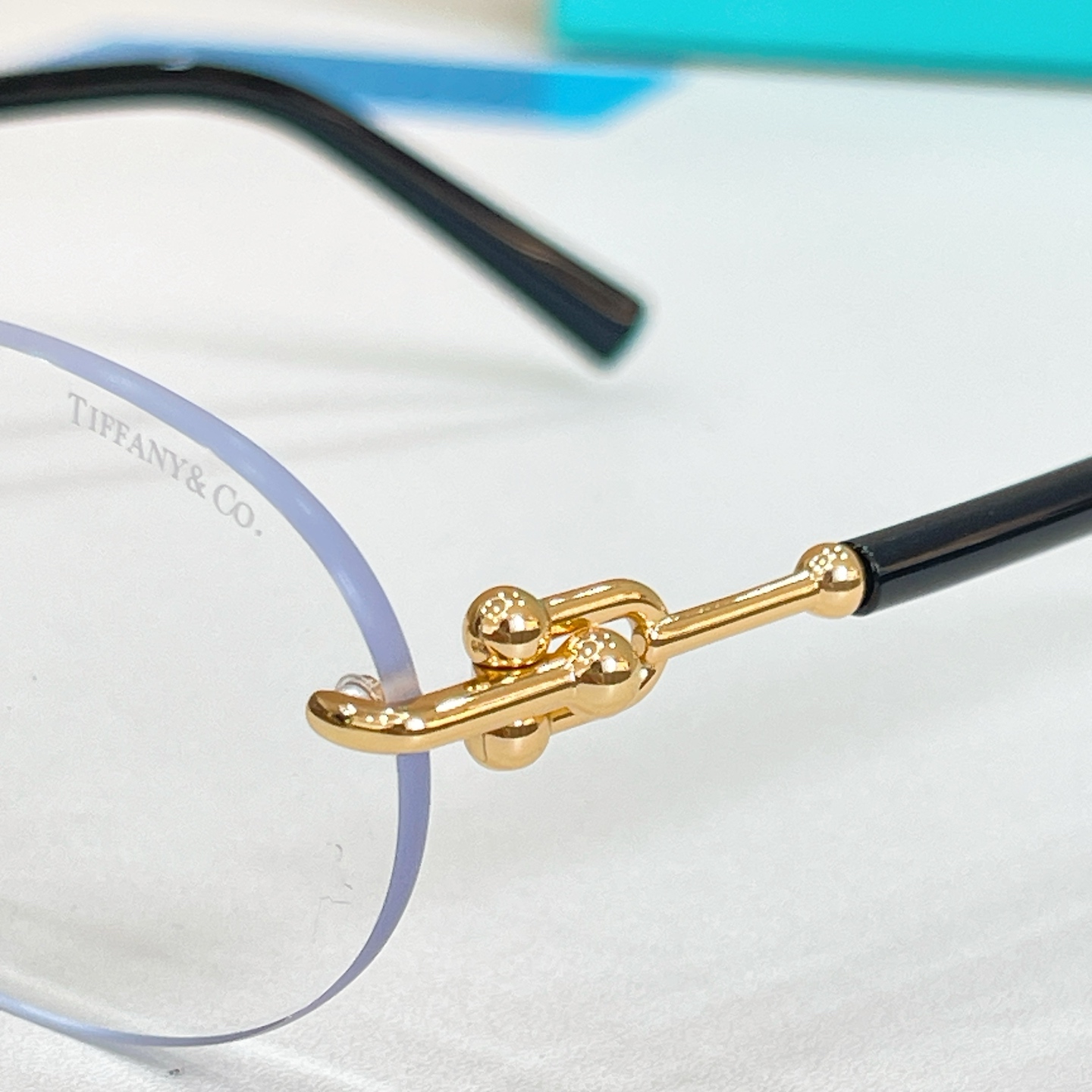 Tiffany & Co. TIFFANY&Co. MODEL：TF3104D SIZE：58口18-140