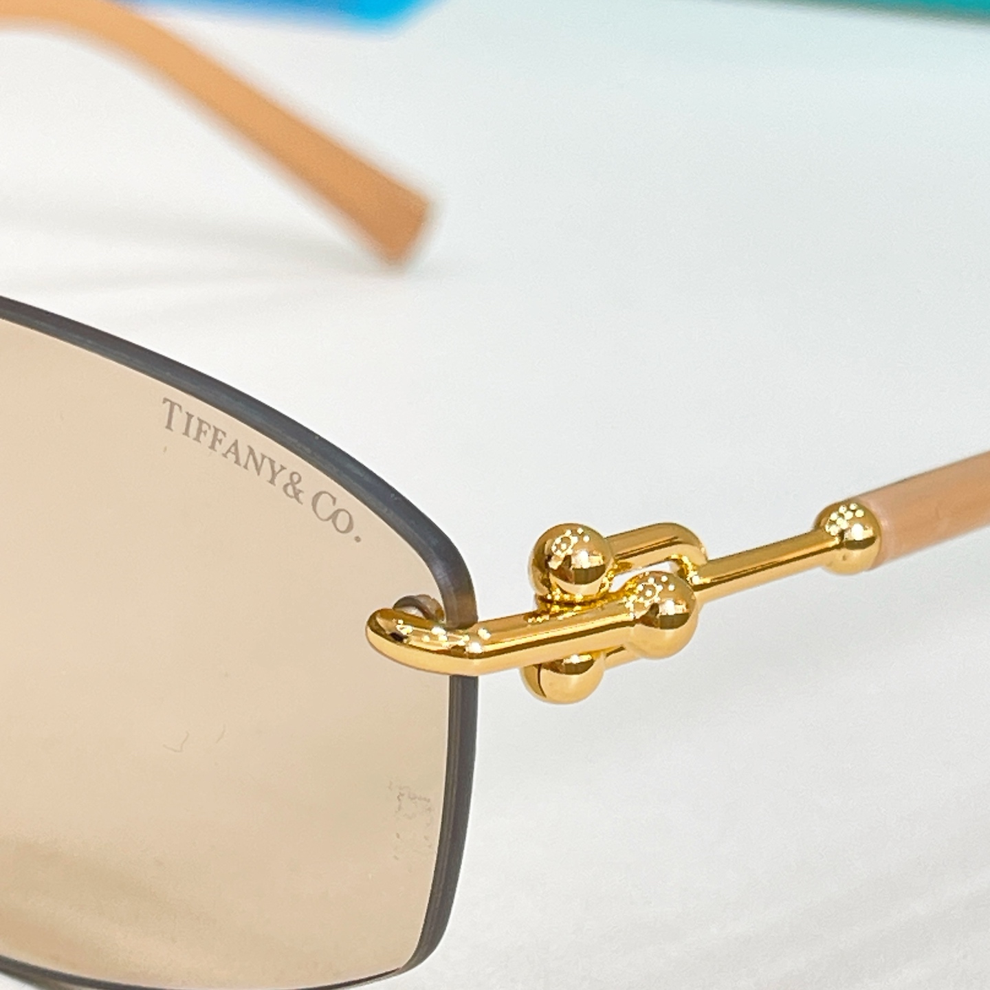 Tiffany & Co. 13015076TIFFANY&Co. MODEL：TF3114D SIZE：59口15-140