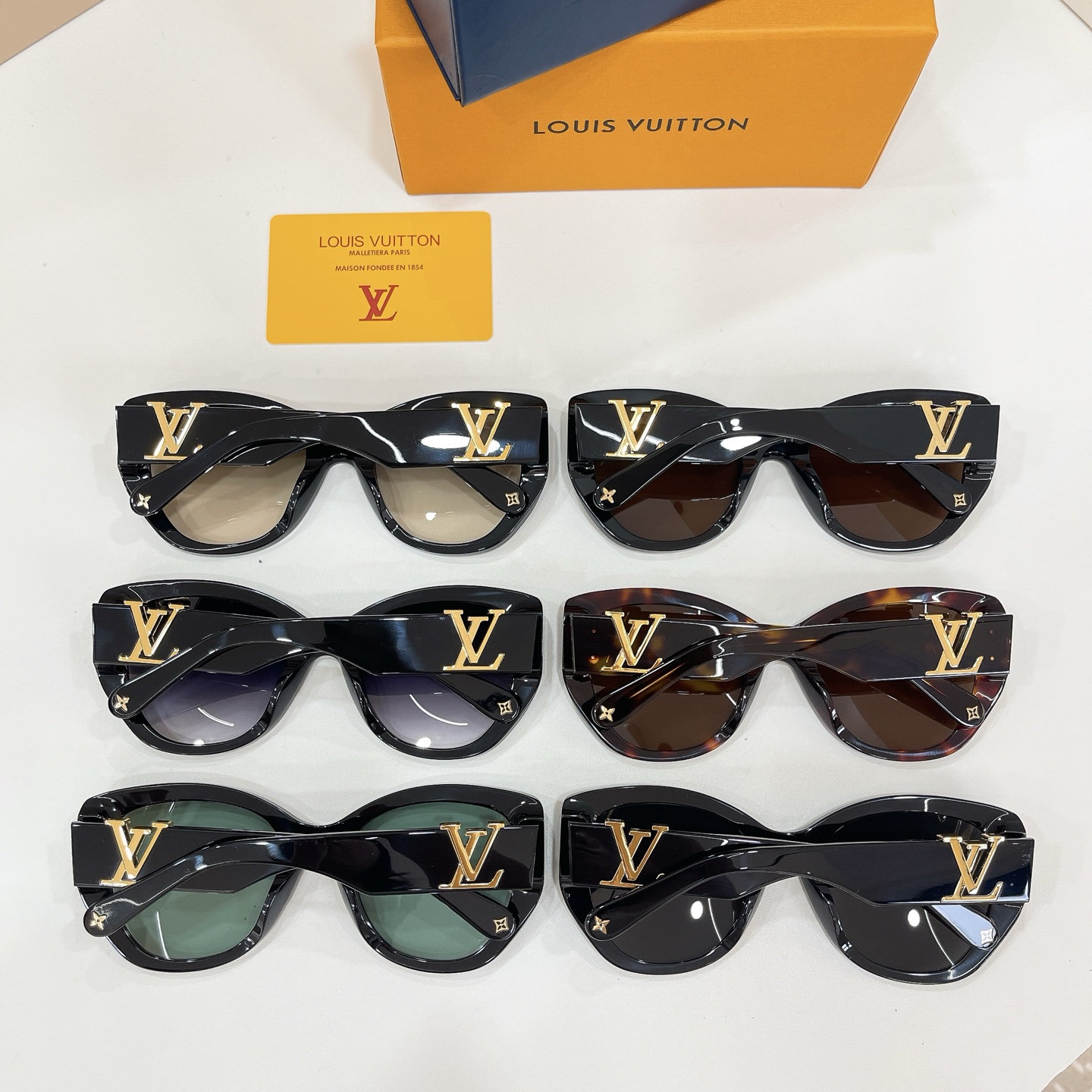 LOUIS VUITTO*✨✨✨MODEL：Z1733W✨✨✨ SIZE：57口23-140✨✨✨