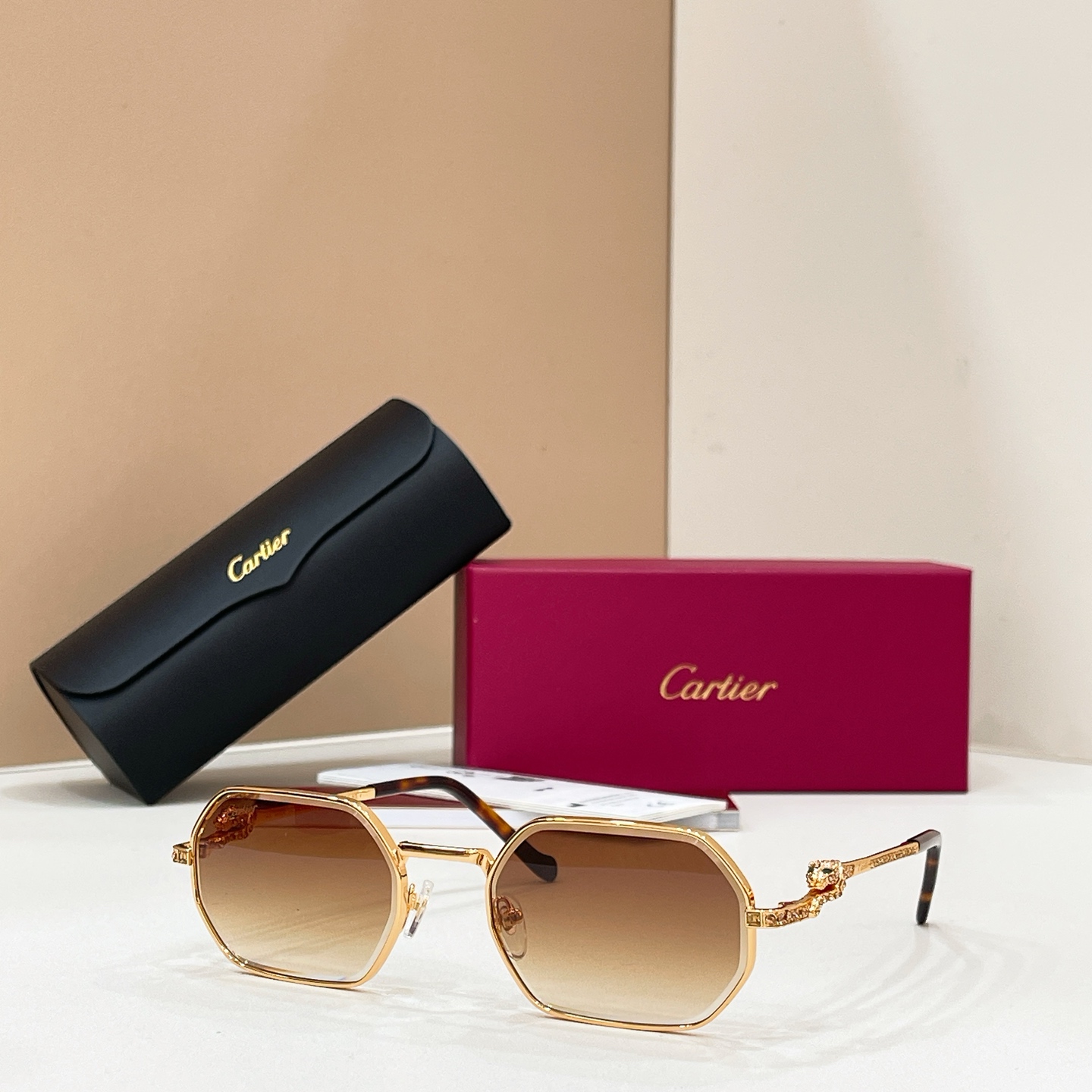 Cartier Cartie* MODEL：CT0728S SIZE:143 太阳镜14017046，变色片17020046