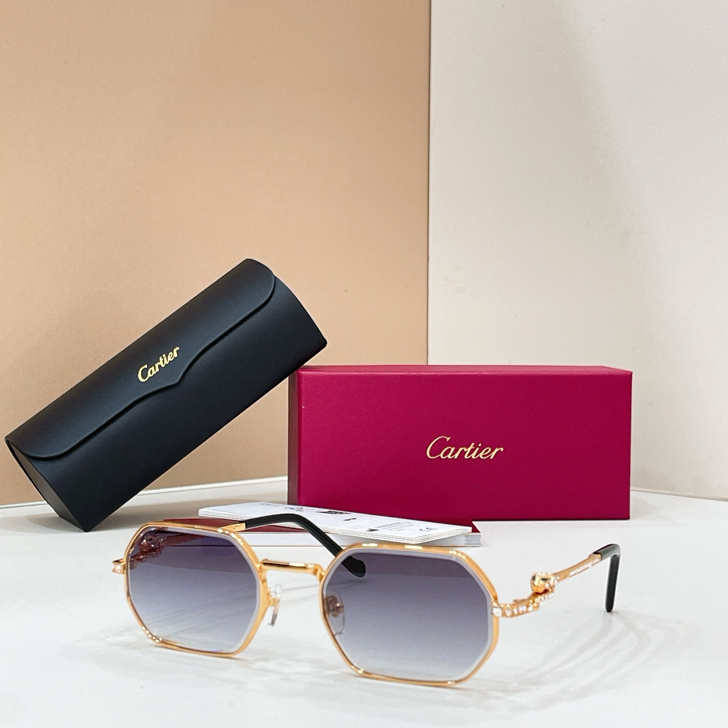 Cartier Cartie* MODEL：CT0728S SIZE:143 太阳镜14017046，变色片17020046