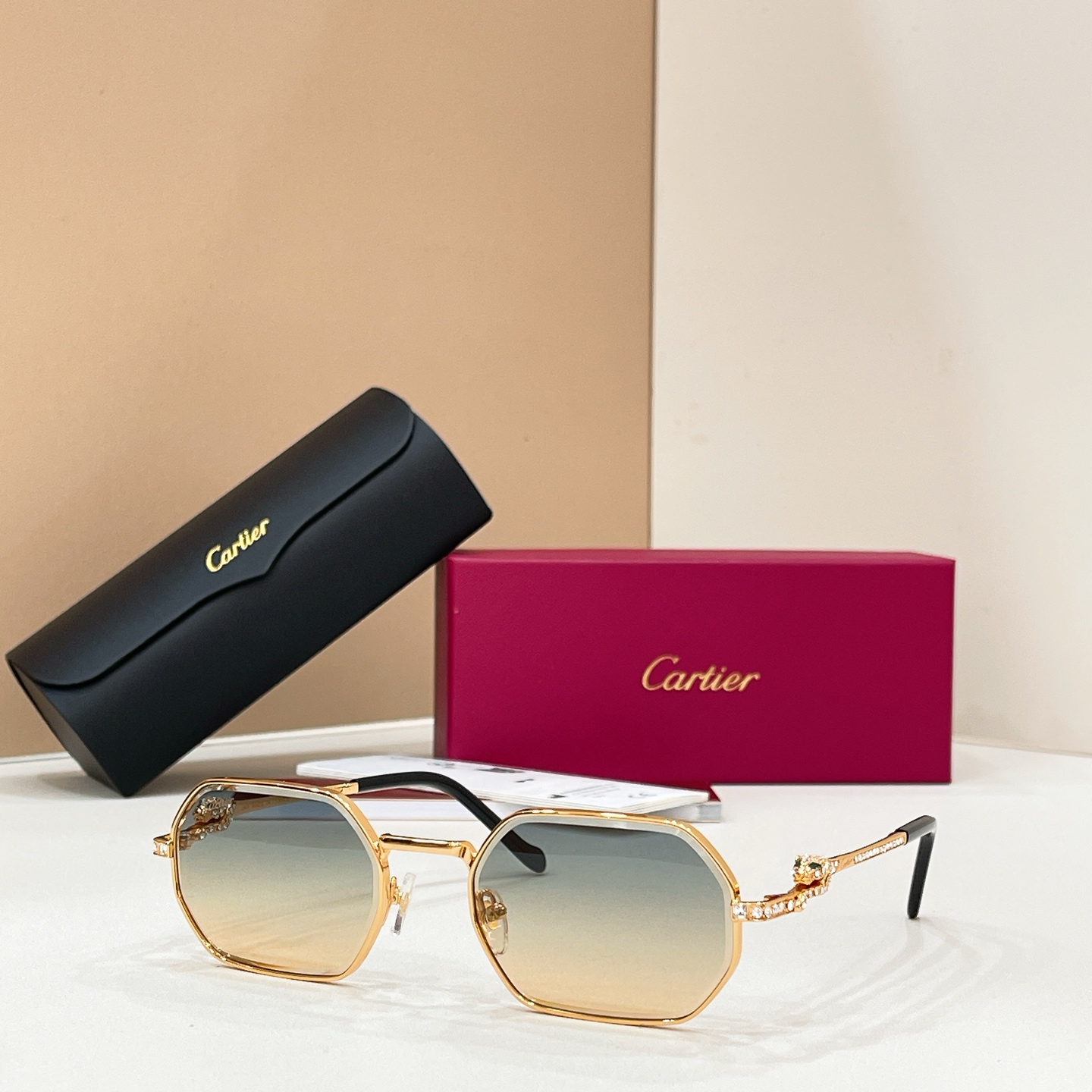 Cartier Cartie* MODEL：CT0728S SIZE:143 太阳镜14017046，变色片17020046