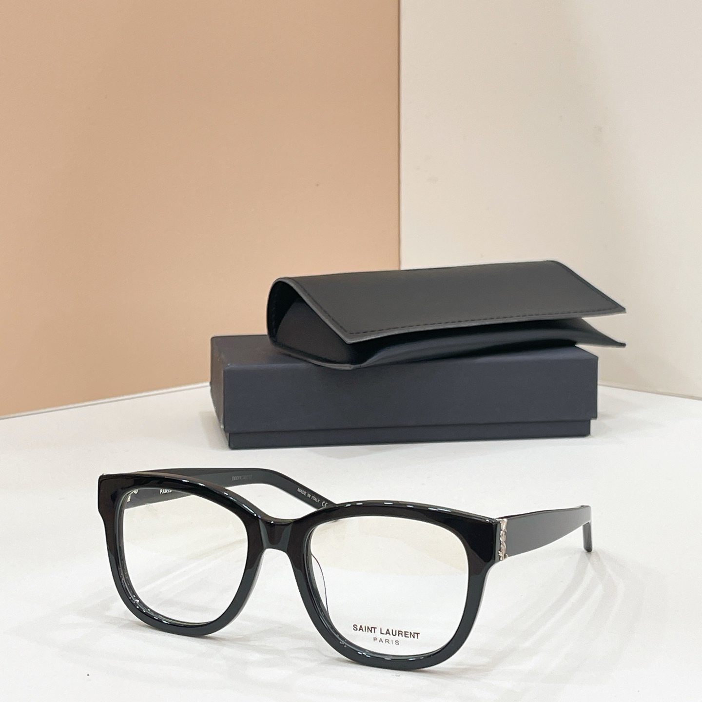 Saint Laurent 10013046Saint Laurent MODEL：SL M217 SIZE：52口20-140