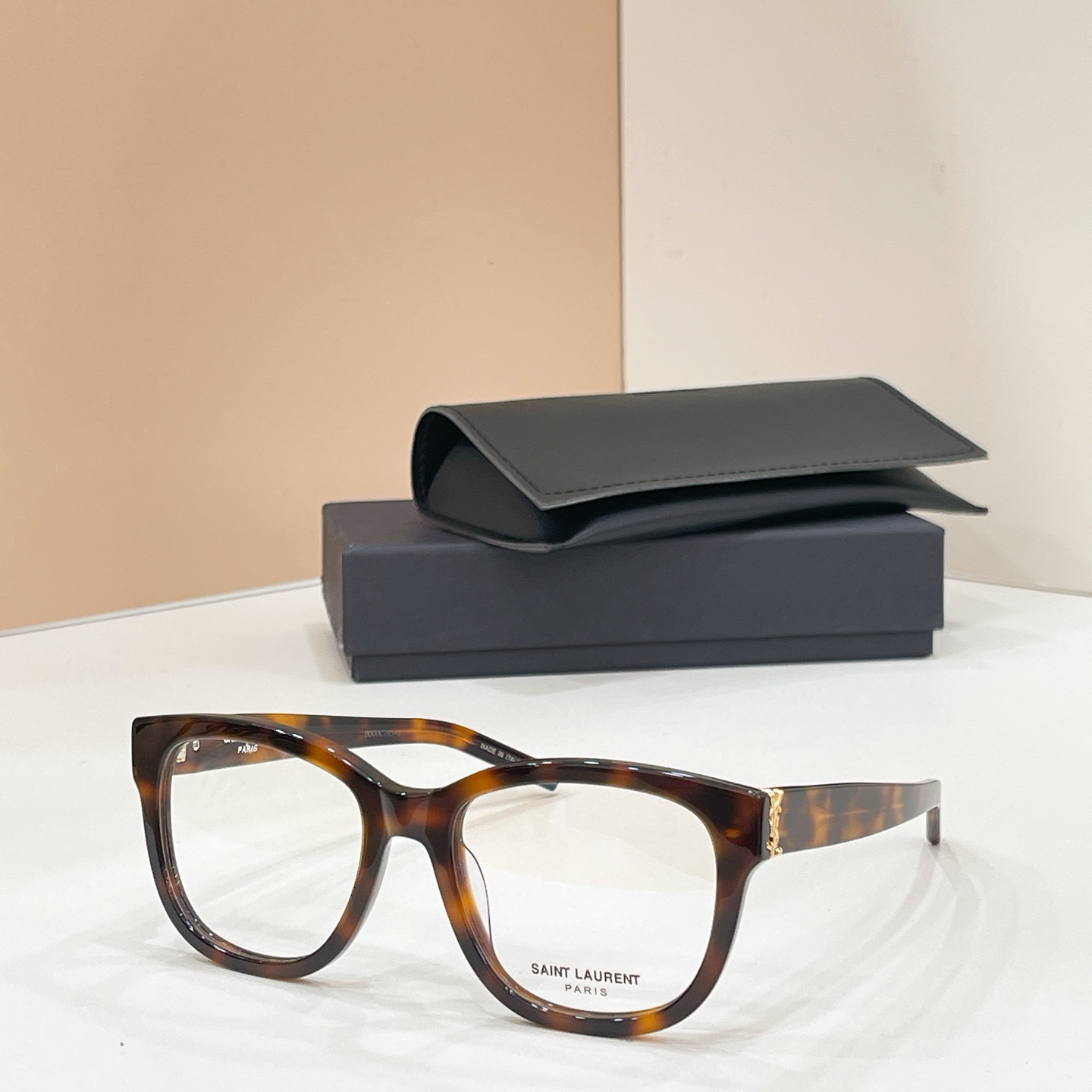 Saint Laurent 10013046Saint Laurent MODEL：SL M217 SIZE：52口20-140