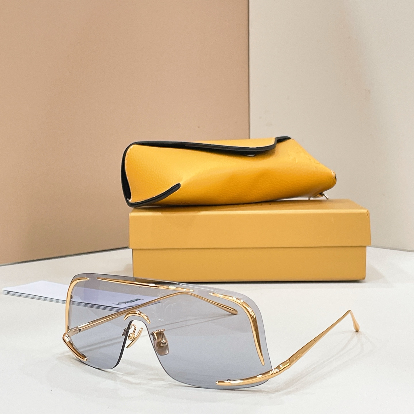 Loewe LOEW*