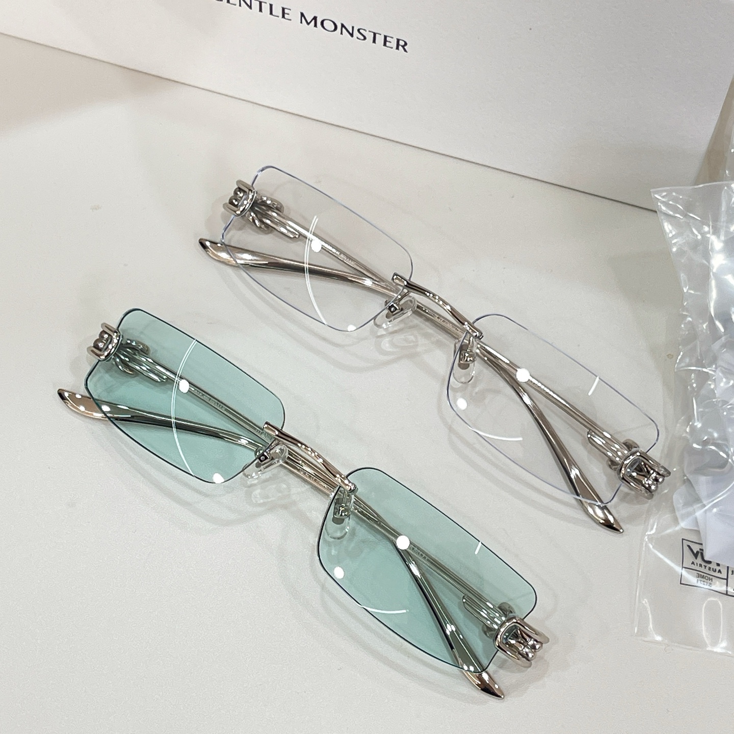 Gentle Monster Gentle Monster MODEL：GAMOT SIZE：56口18-140 高版本～～钛～～