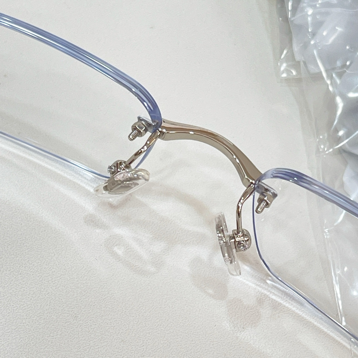 Gentle Monster Gentle Monster MODEL：GAMOT SIZE：56口18-140 高版本～～钛～～