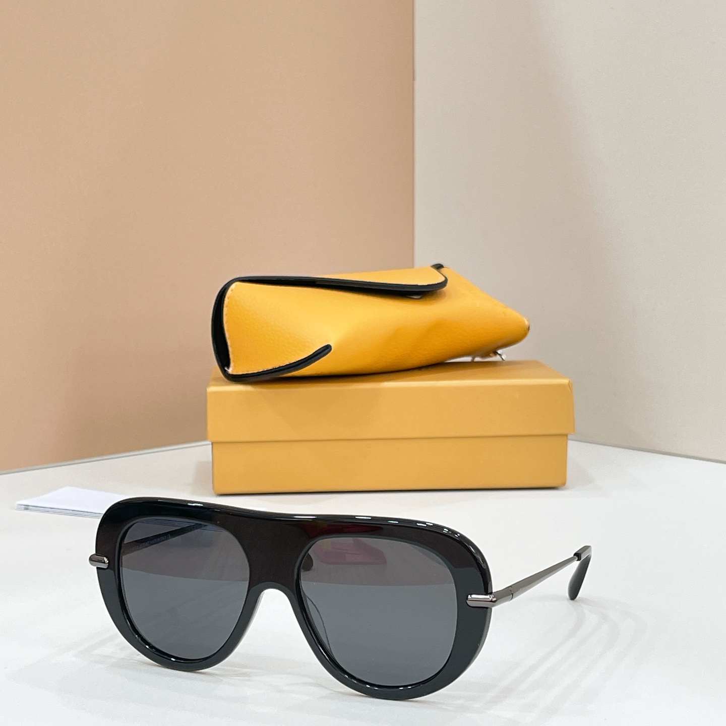 Loewe LOEW*
