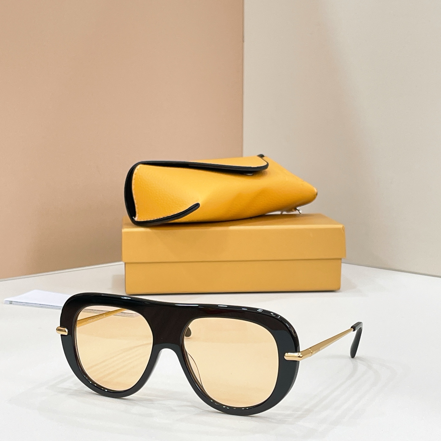 Loewe LOEW*