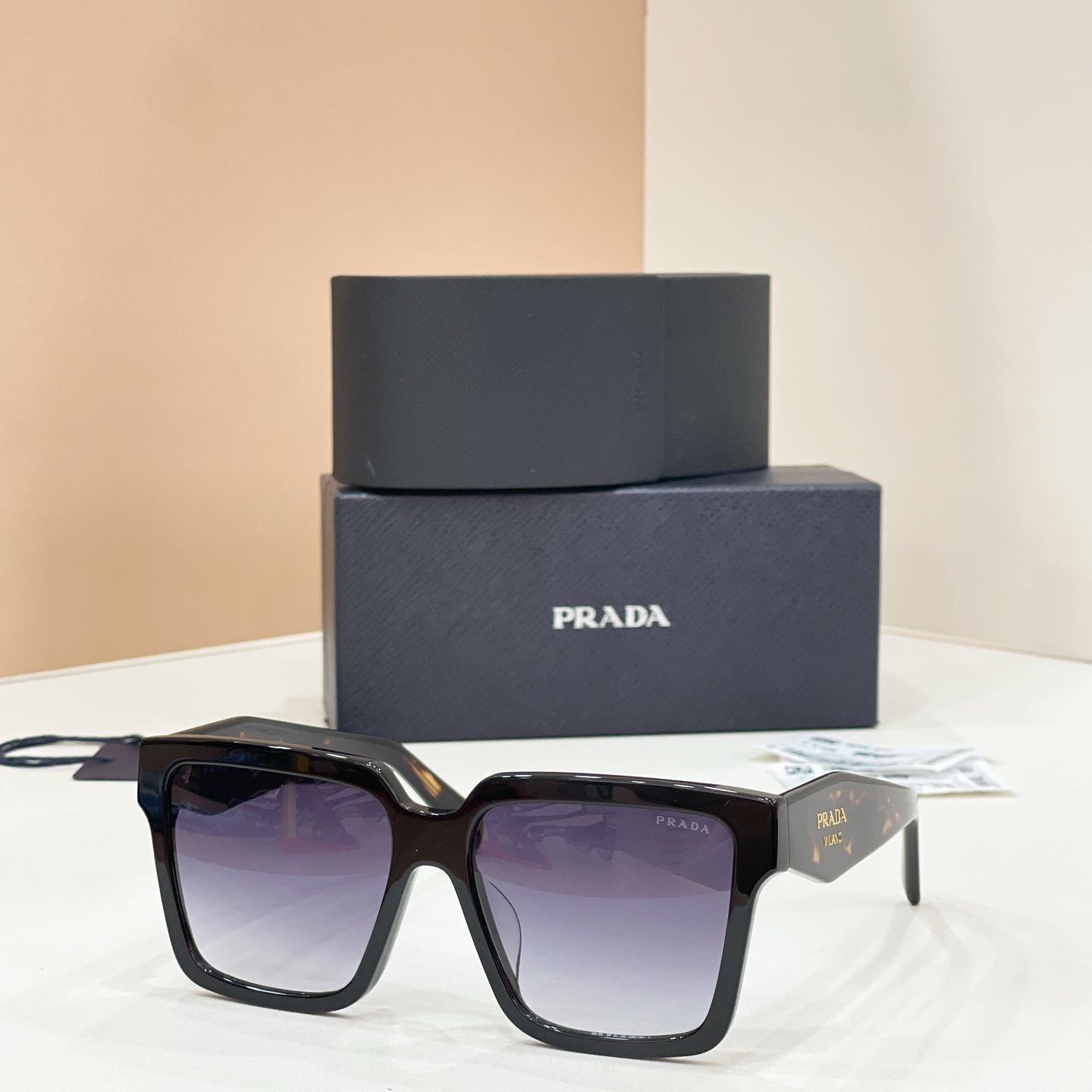 Prada 10013076PRAD* MODEL: SPR 24Z SIZE：56口16-140