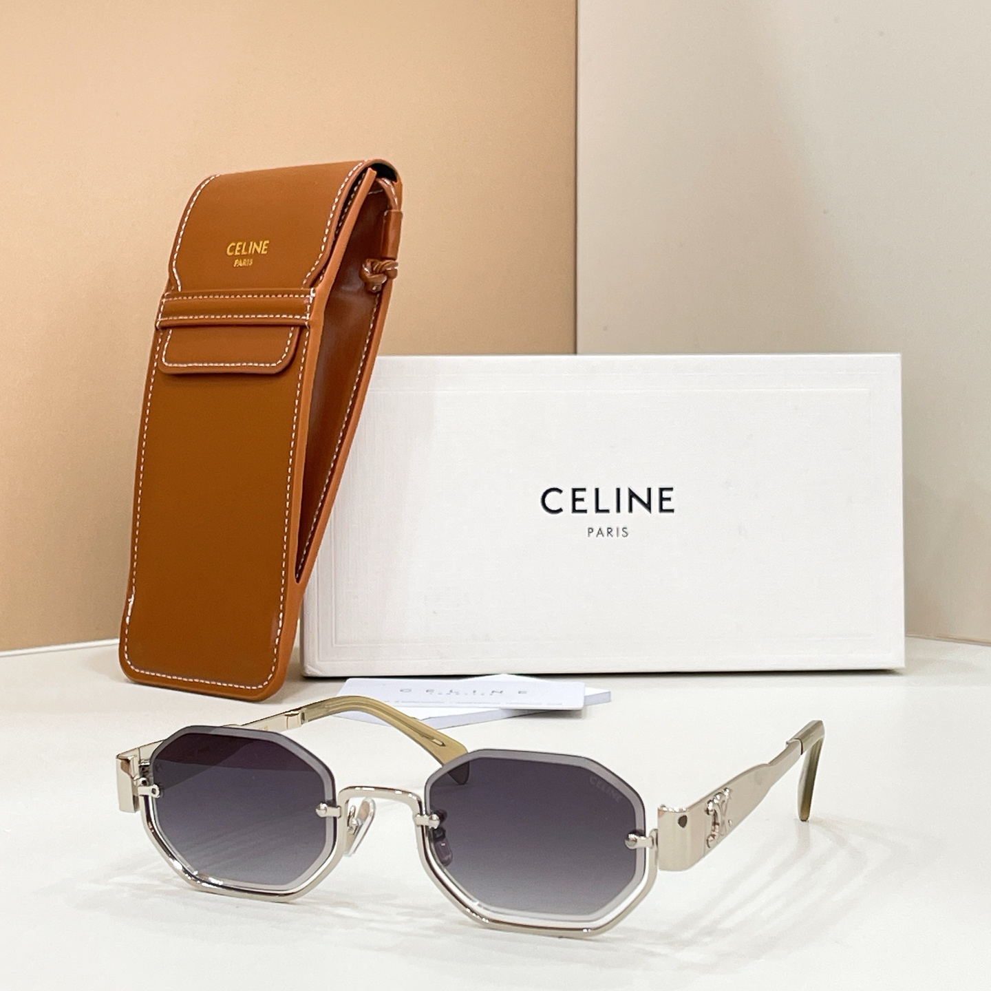Celine CELIN* MODEL: CL42118U SIZE:52口23-145