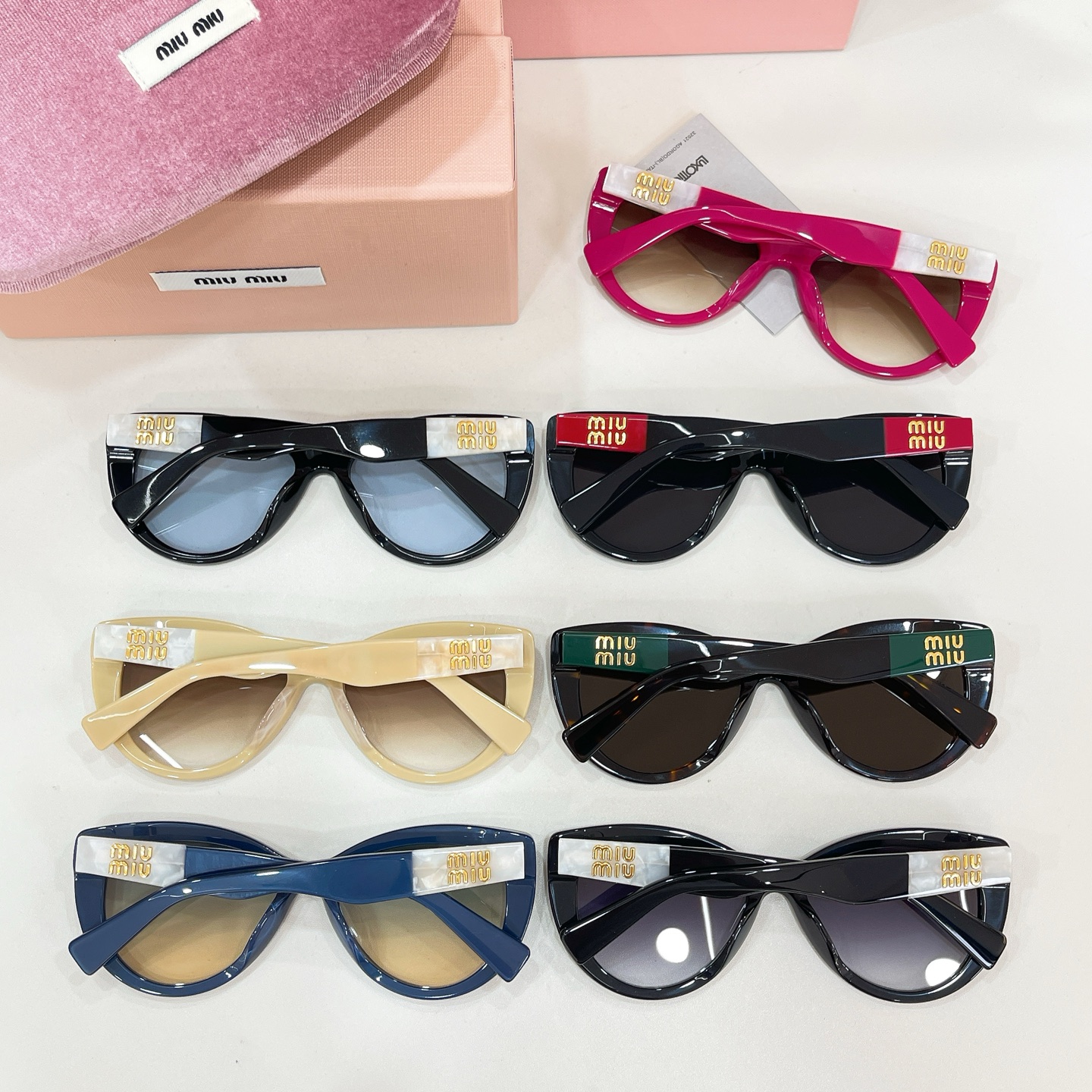 Miu Miu MIU M*