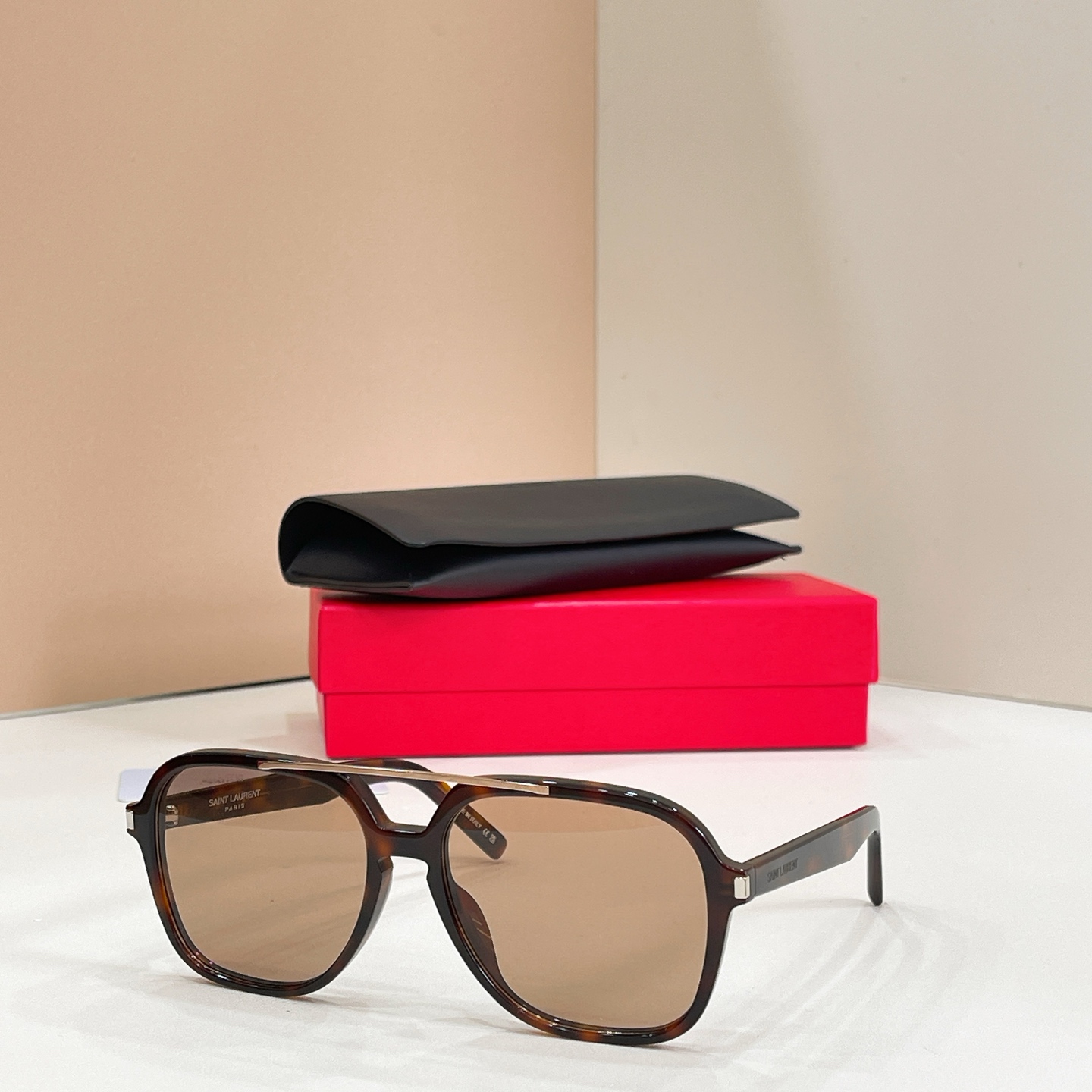 Saint Laurent 12015046Saint Laurent MODEL：SL 545 SIZE：58口16-145