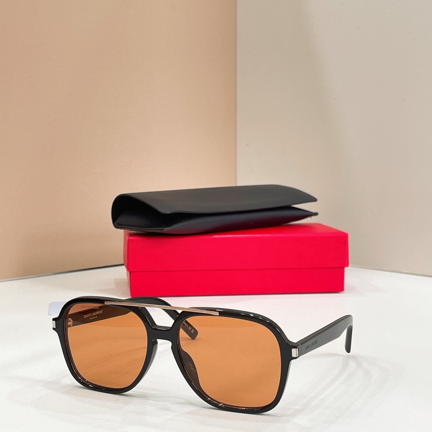 Saint Laurent 12015046Saint Laurent MODEL：SL 545 SIZE：58口16-145