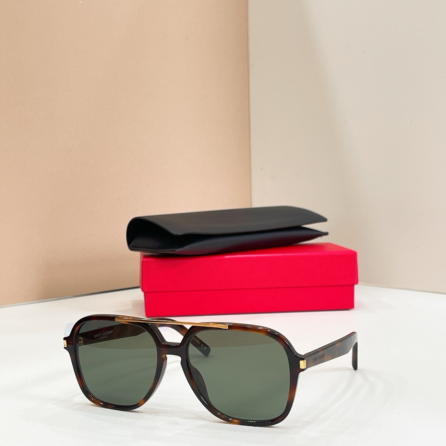 Saint Laurent 12015046Saint Laurent MODEL：SL 545 SIZE：58口16-145