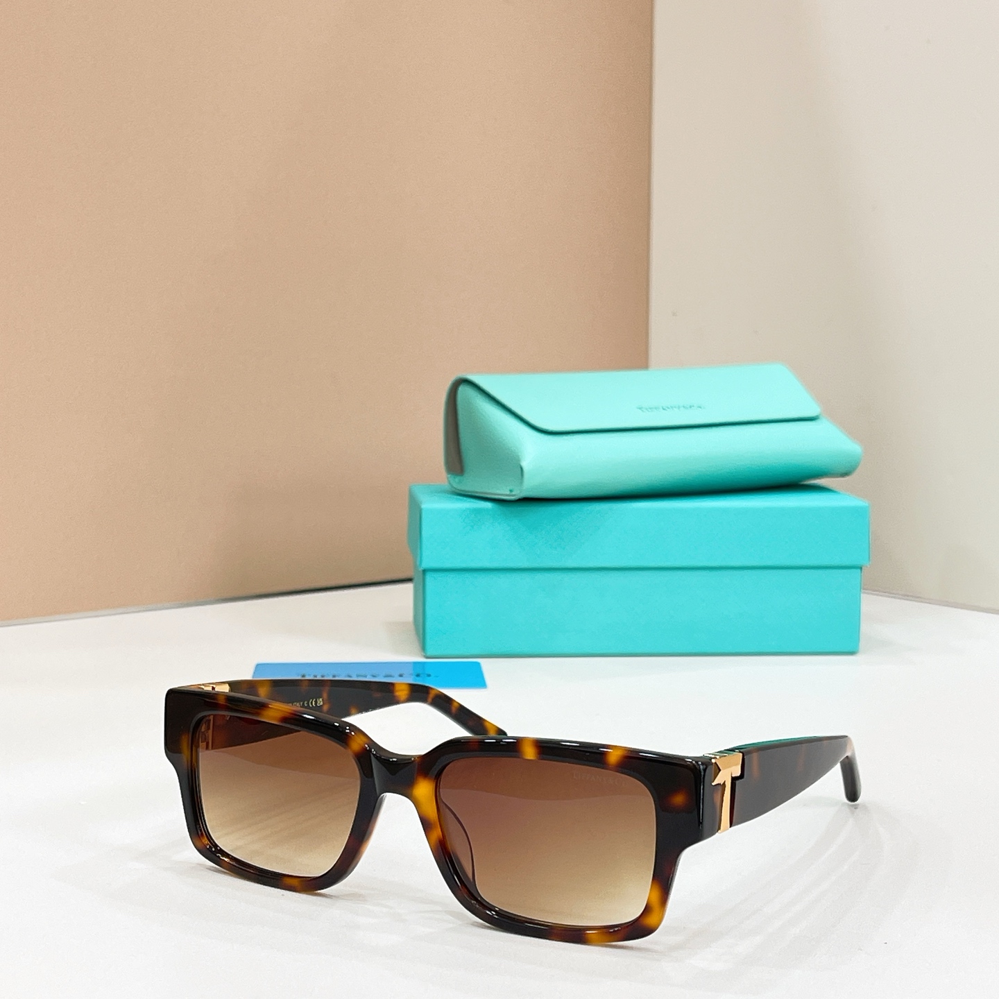 Tiffany & Co. 13015073TIFFANY&Co. MODEL：TF5020 SIZE：55口19-143