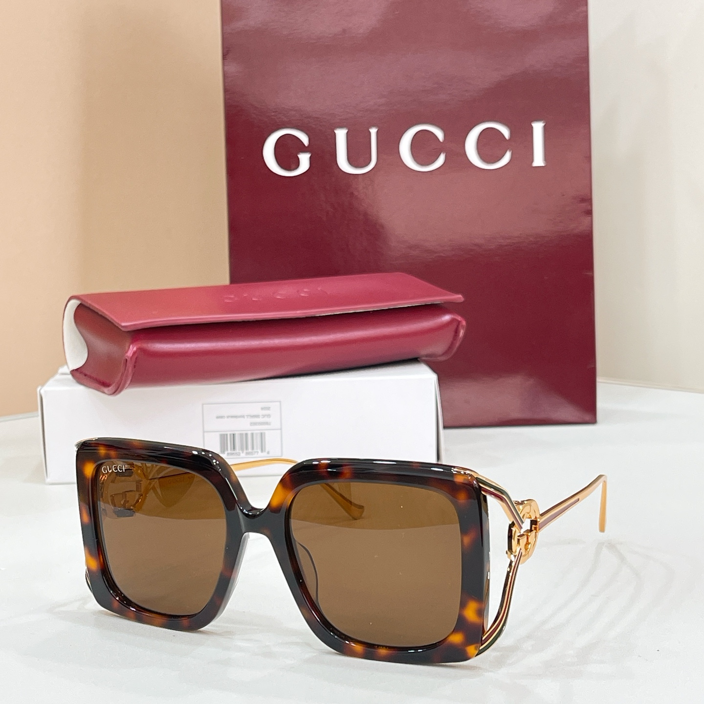 Gucci 13015043Gucci MODEL：GG1324S SIZE：53口19-132