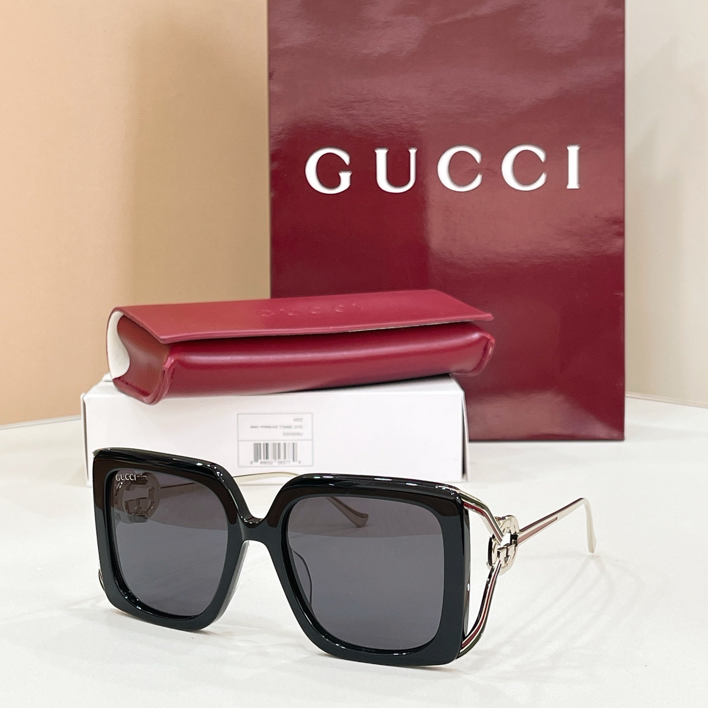 Gucci 13015043Gucci MODEL：GG1324S SIZE：53口19-132