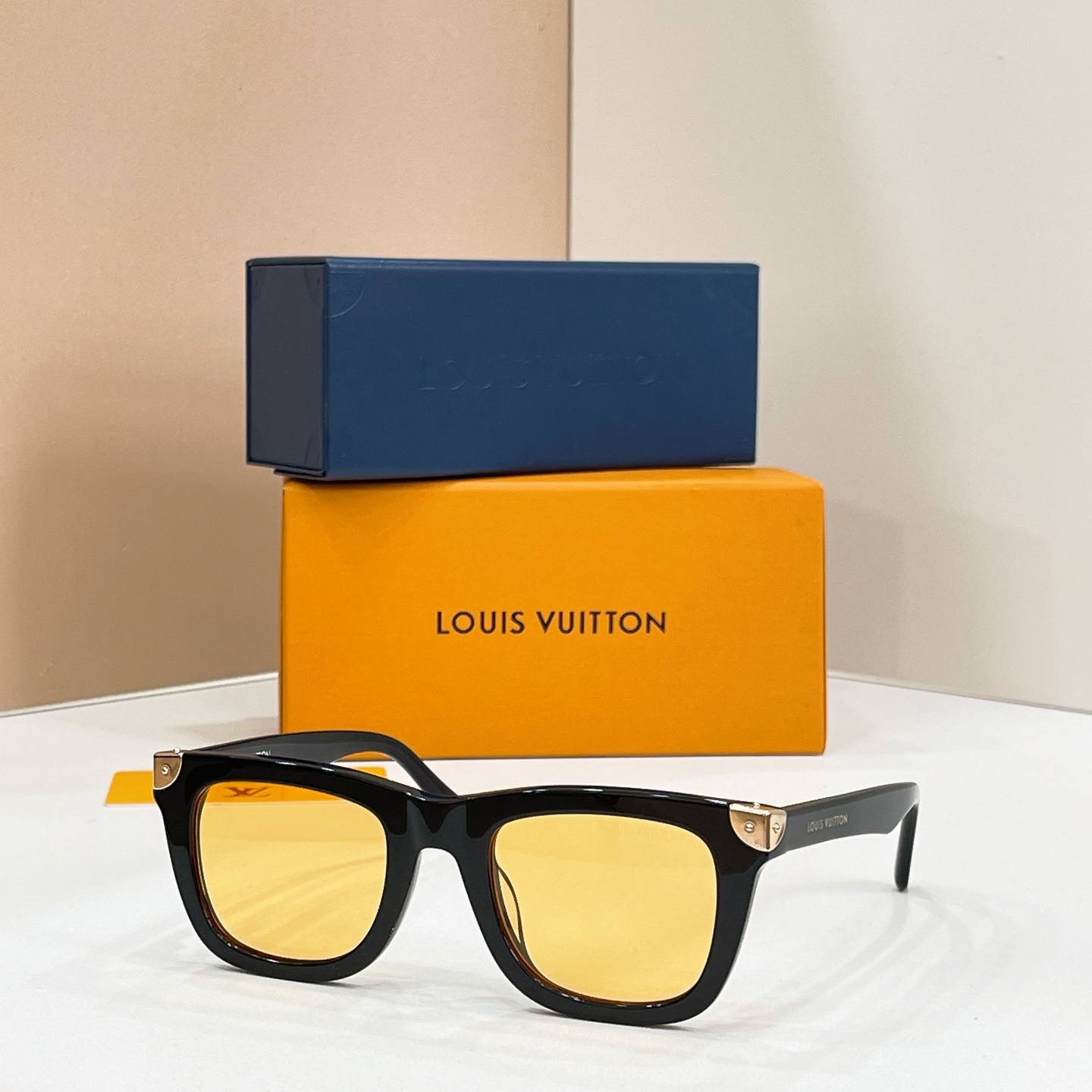 Louis Vuitton 11013046LOUIS VUITTO* MODEL：Z3192U SIZE：53口23-145