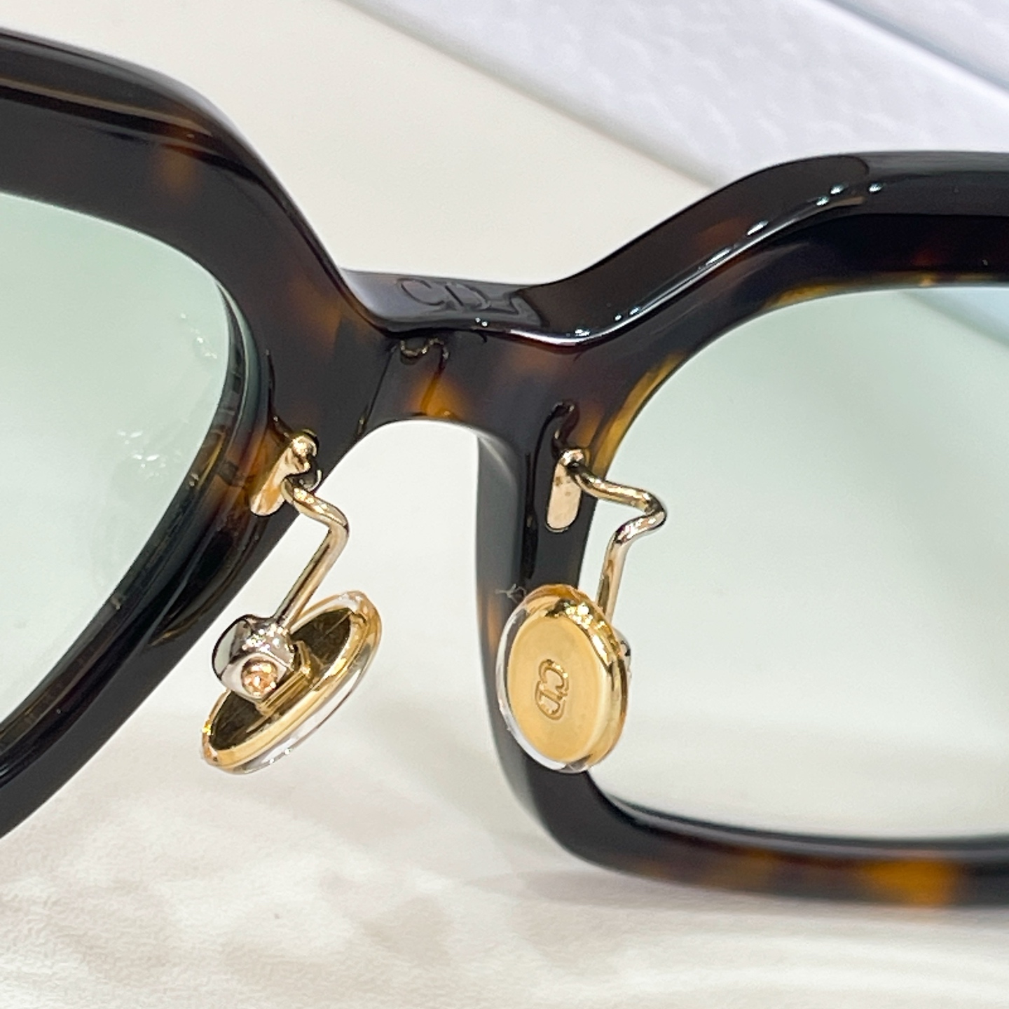 Dior DIO* S1F