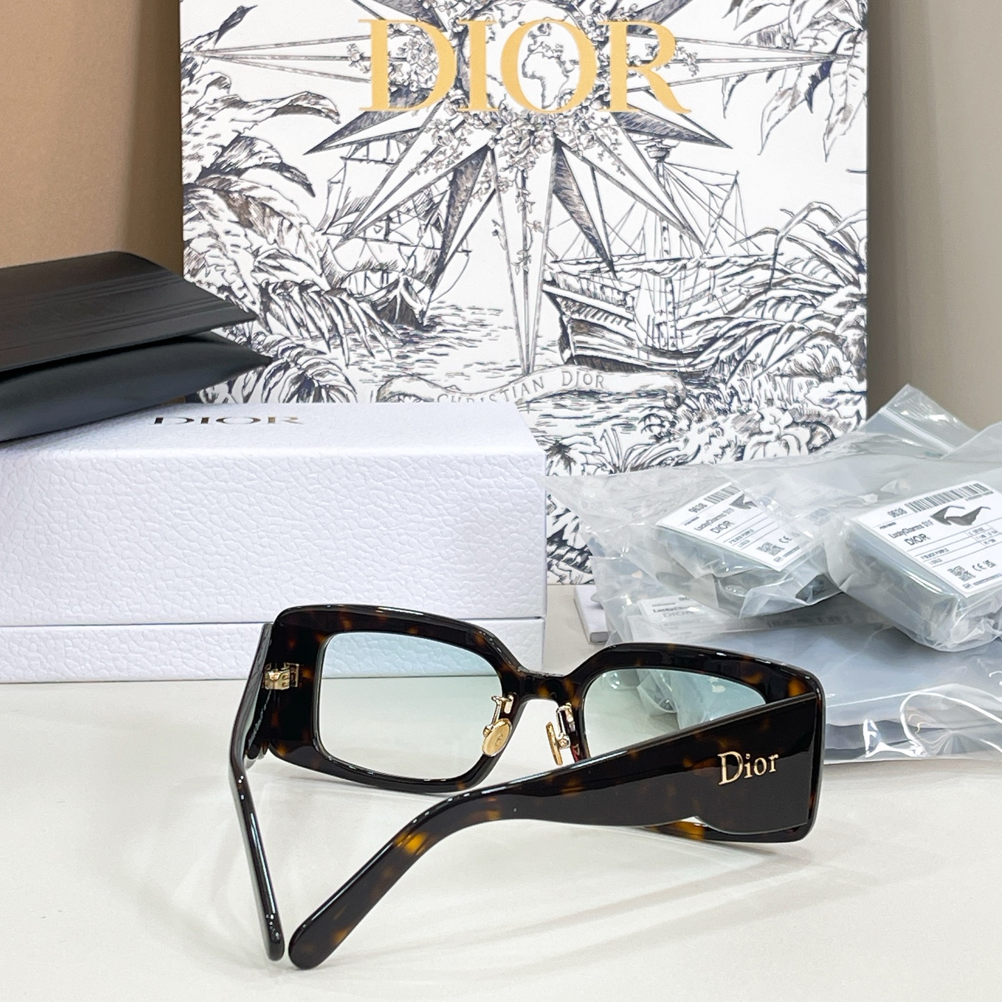 Dior DIO* S1F