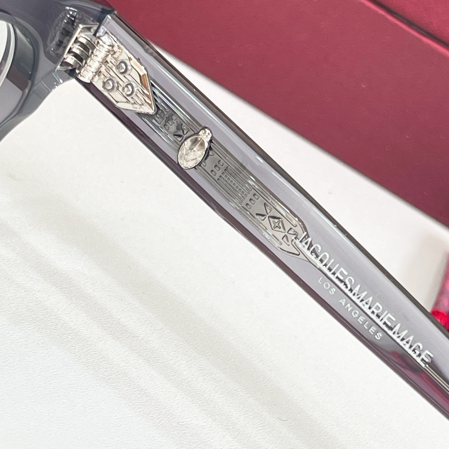 Unknown JACQUES MARIE MAG，变色片