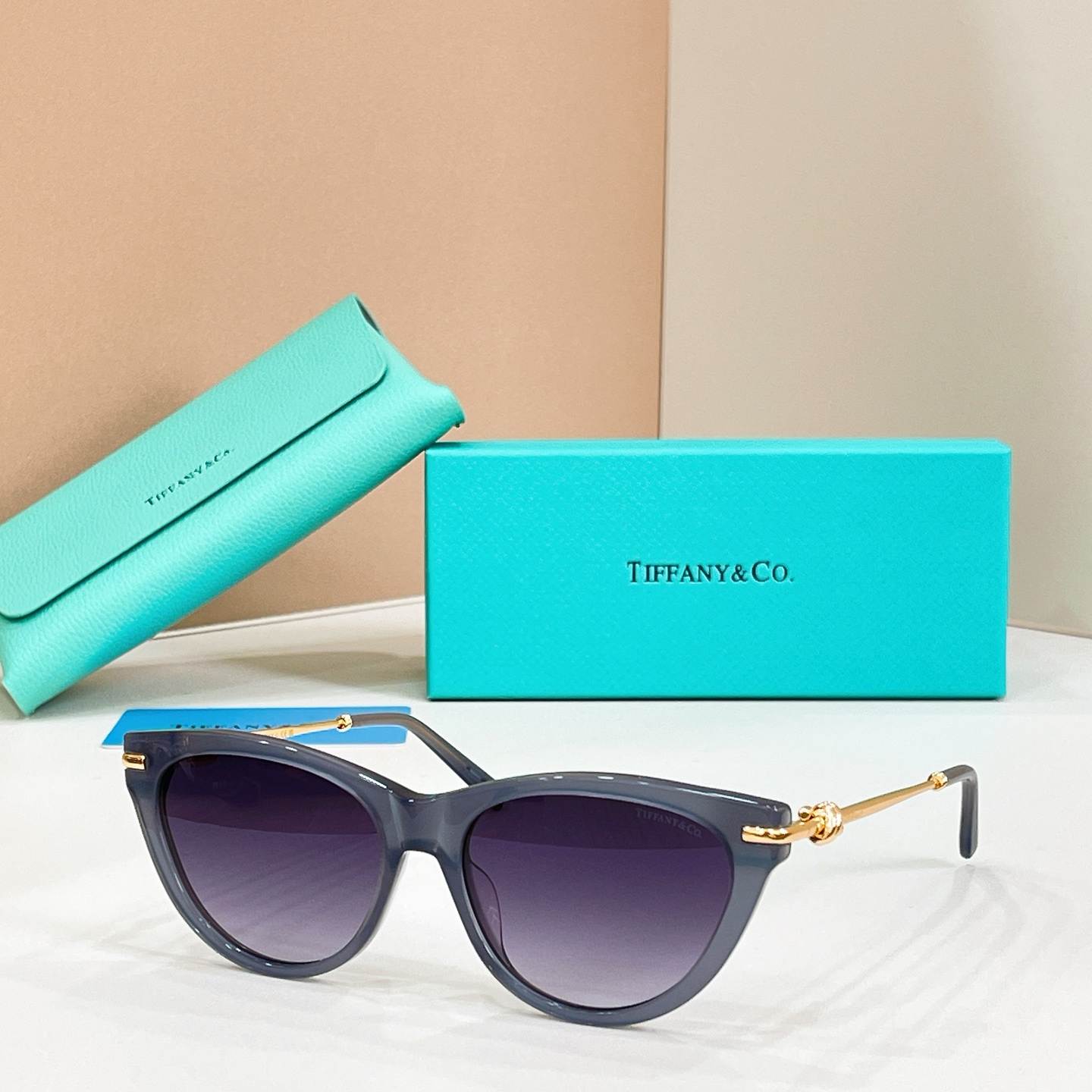 Tiffany & Co. TIFFANY&Co. MODEL：TF4253F SIZE：55口16-140