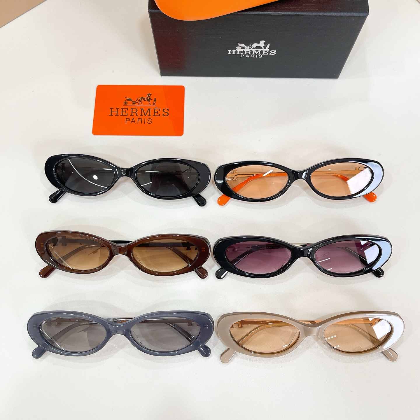 Hermès Hermès MODEL：H8123S SIZE：55口17-145