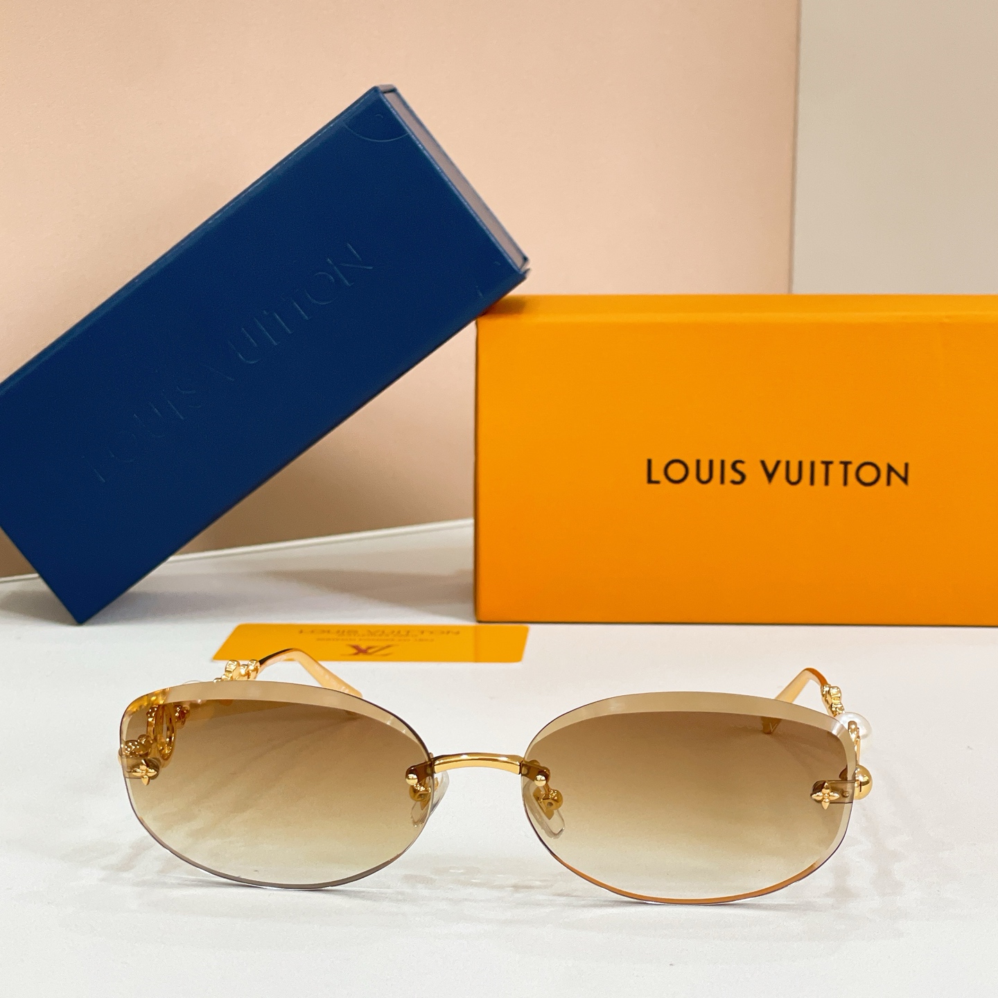 Louis Vuitton LOUIS VUITTO* MODEL：Z3166U SIZE：64口17-145