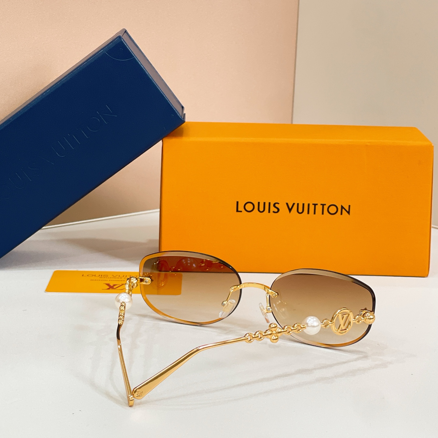 Louis Vuitton LOUIS VUITTO* MODEL：Z3166U SIZE：64口17-145