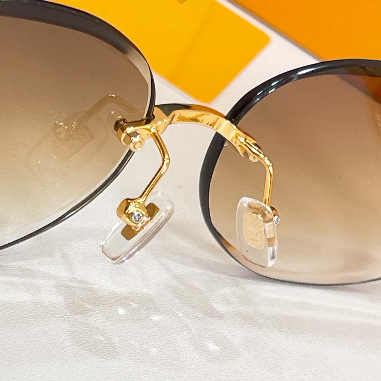 Louis Vuitton LOUIS VUITTO* MODEL：Z3166U SIZE：64口17-145