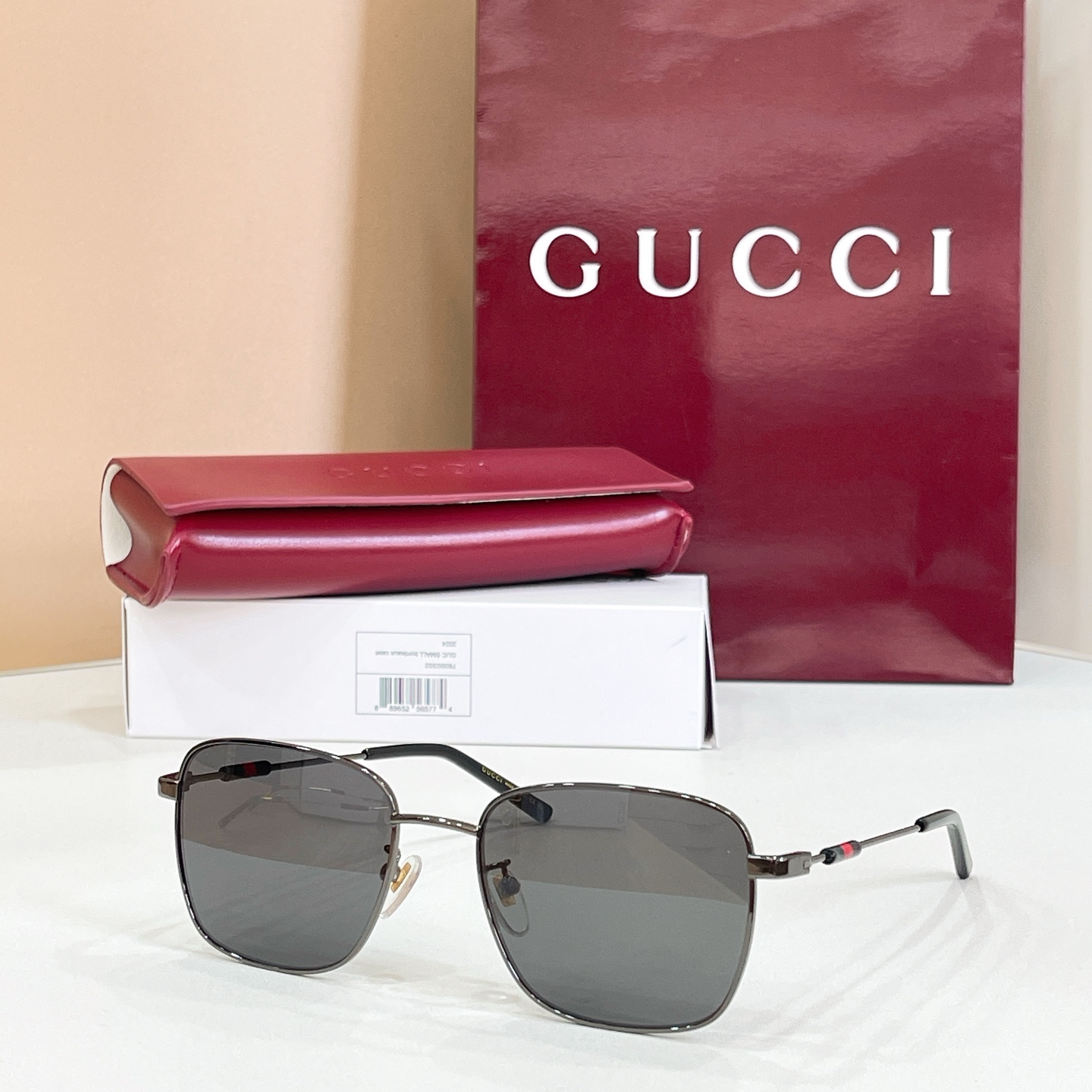 Gucci Gucci MODEL：GG2097SK SIZE：52口19-145
