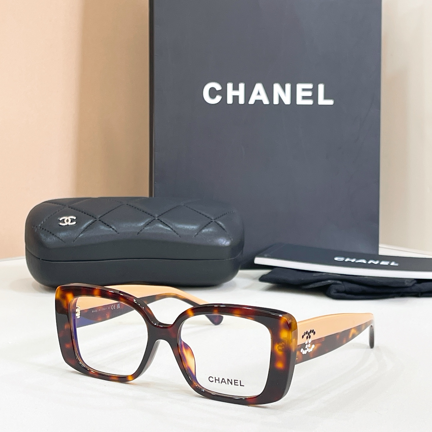 Chanel CHANE*