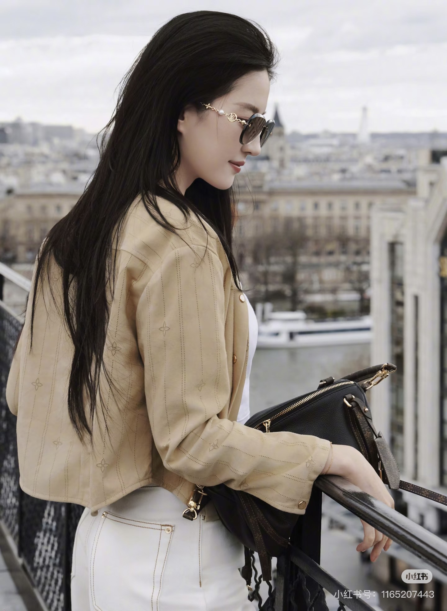 Louis Vuitton 14016073LOUIS VUITTO* MODEL：Z3318U SIZE：64口14-145